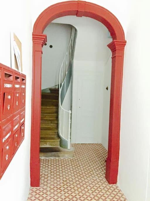 Pen-arts Apartment- Principe Real Garden - Bairro Alto Apartamento