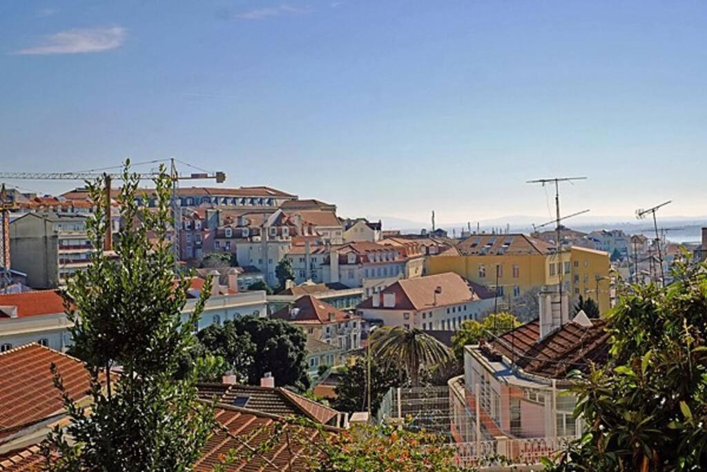 Pen-arts Apartment- Principe Real Garden - Bairro Alto