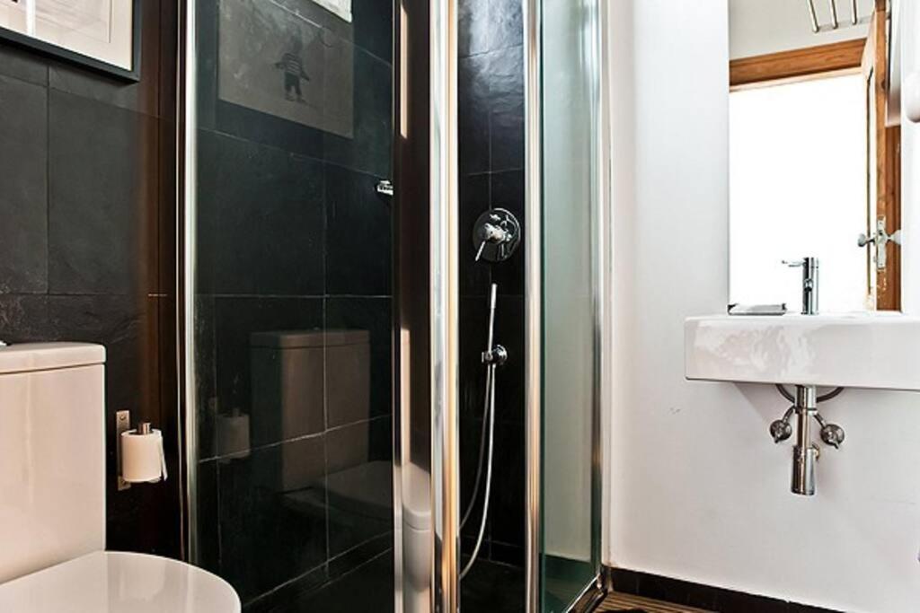 Pen-arts Apartment- Principe Real Garden - Bairro Alto * Lisboa