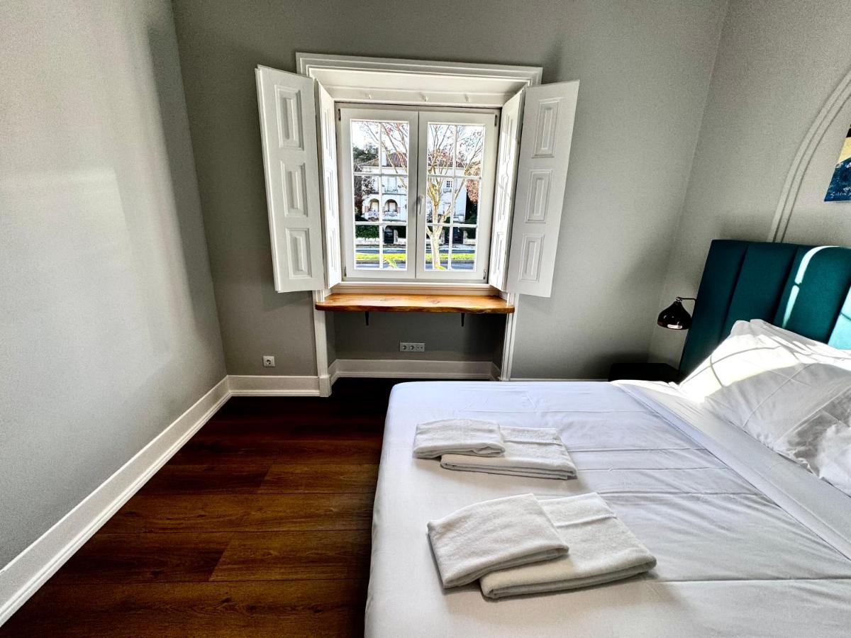 Relax And Explore And Bed and breakfast