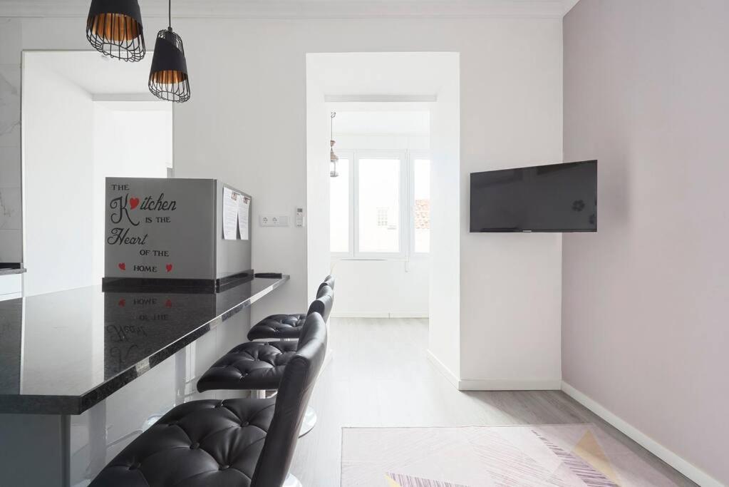 New 3 Bedroom Flat With River On Sight @alameda Apartamento *