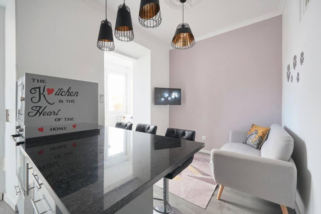Apartamento New 3 Bedroom Flat With River On Sight @alameda Lisboa