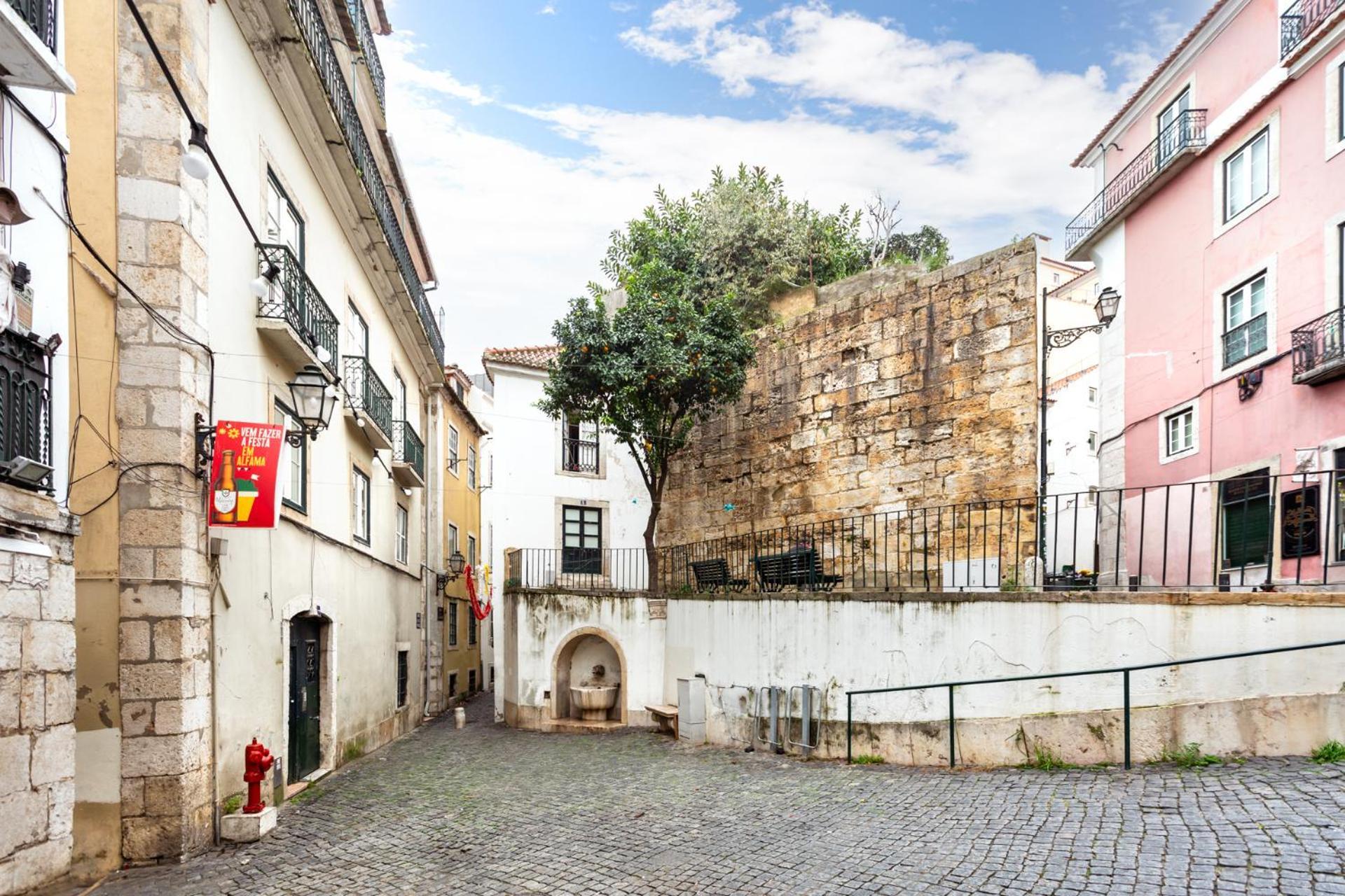 Casa Aurora - Bairro Tipico A Minutos Do Terreiro Сasa de vacaciones Lisboa
