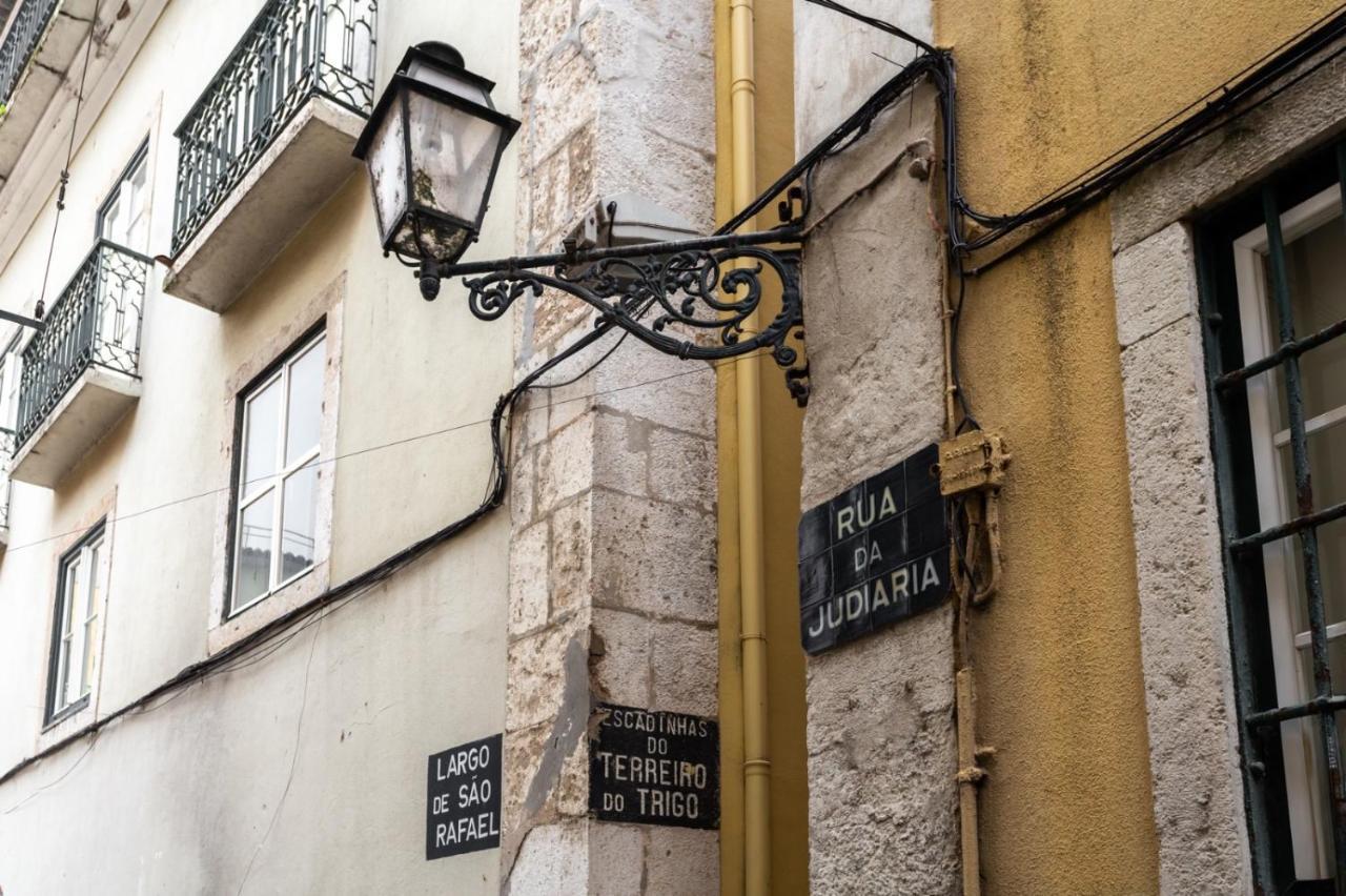 Casa Aurora - Bairro Tipico A Minutos Do Terreiro Lisboa