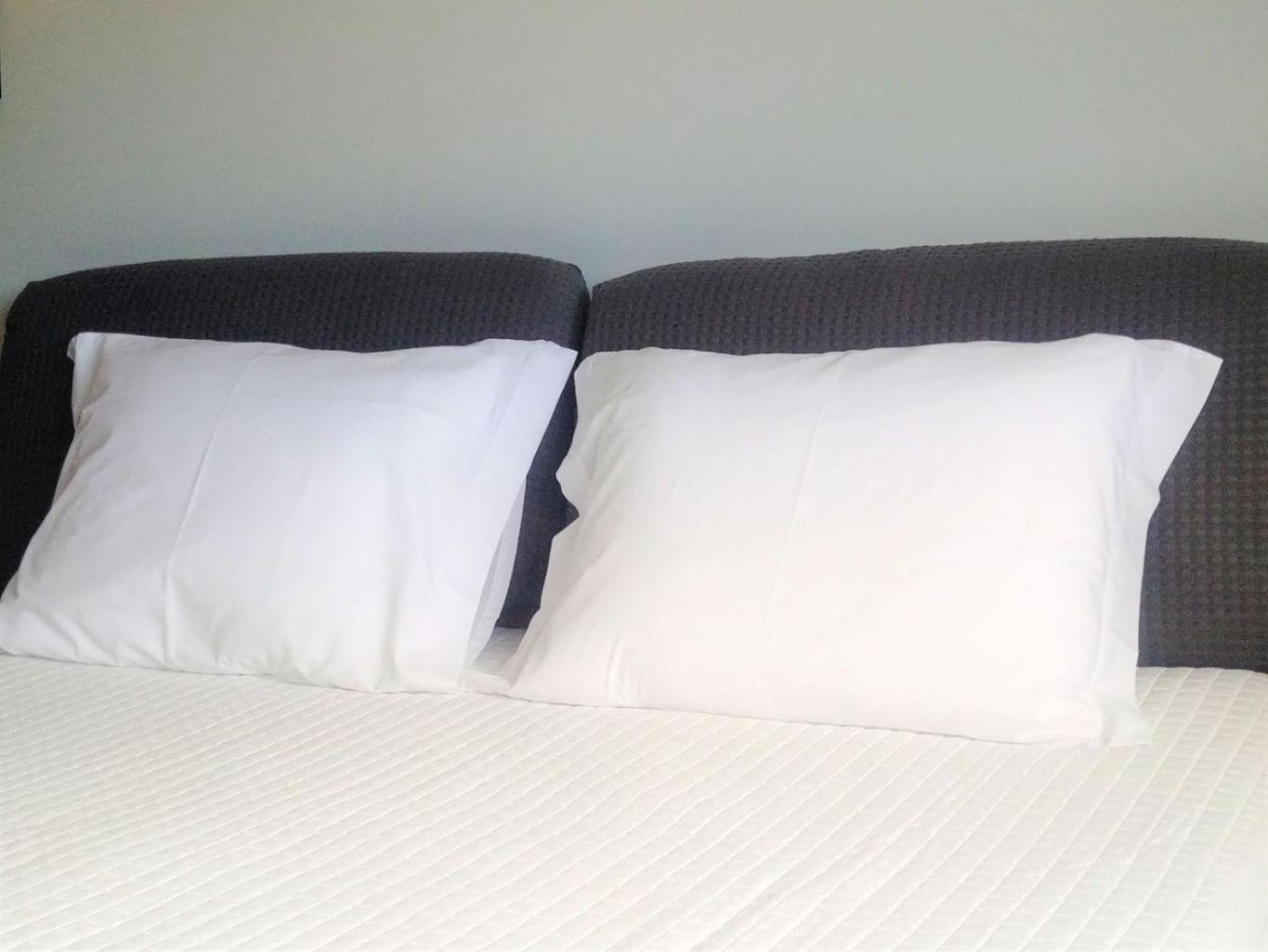 Be Local - With 3 Bedroom Near Oriente Station In