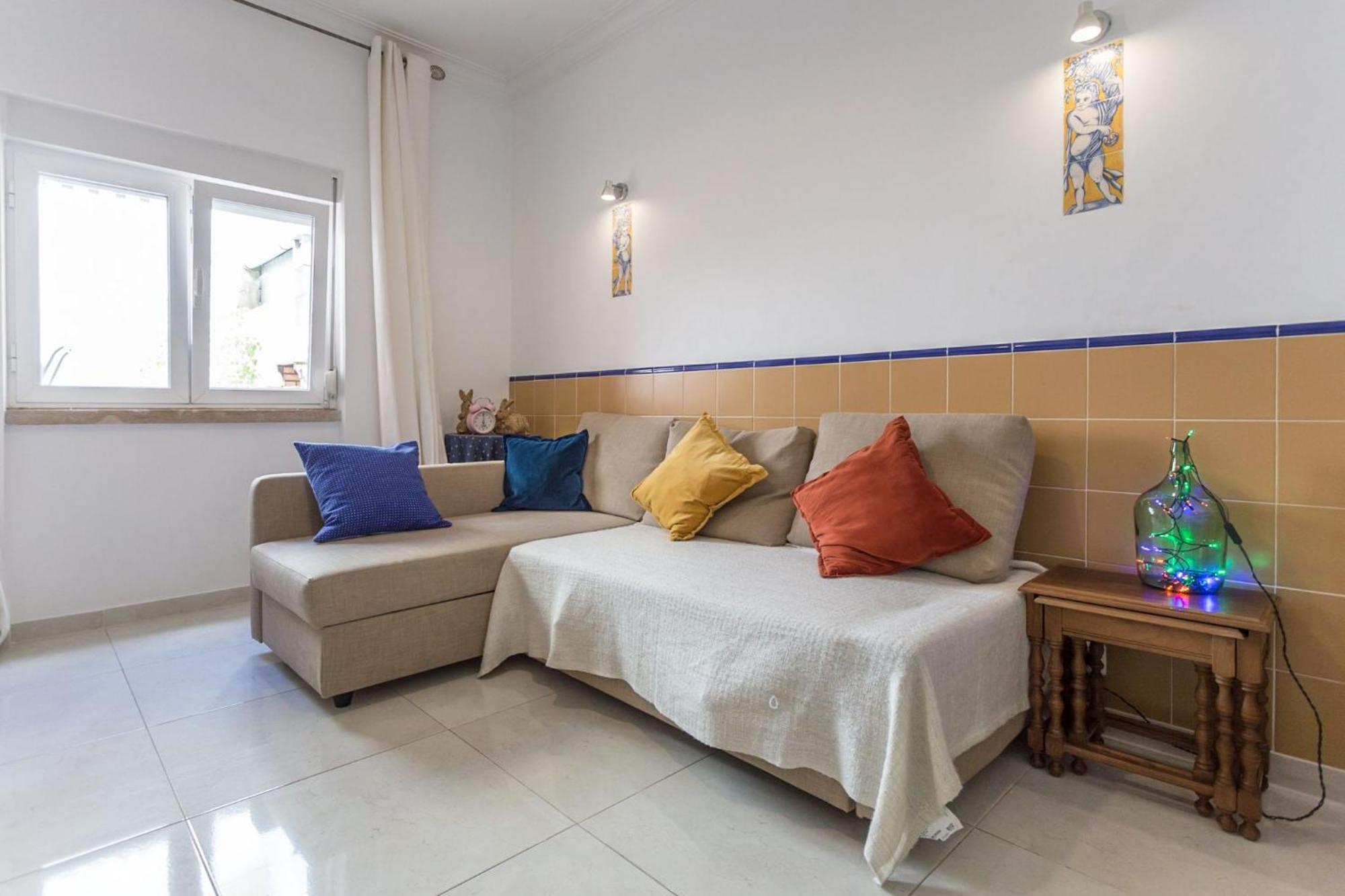 Be Local - Flat With 1 Bedroom And Terrace In Moscavide - Lisboa