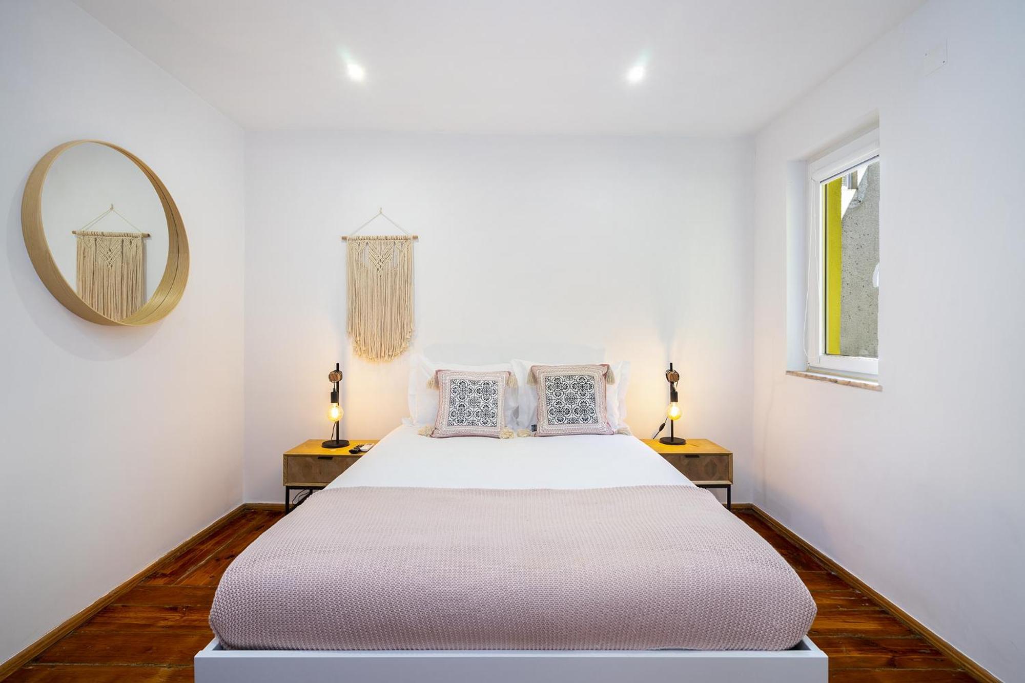 Whome Urban Tech Retreat, Modern Hubs For Remote Living Lisboa