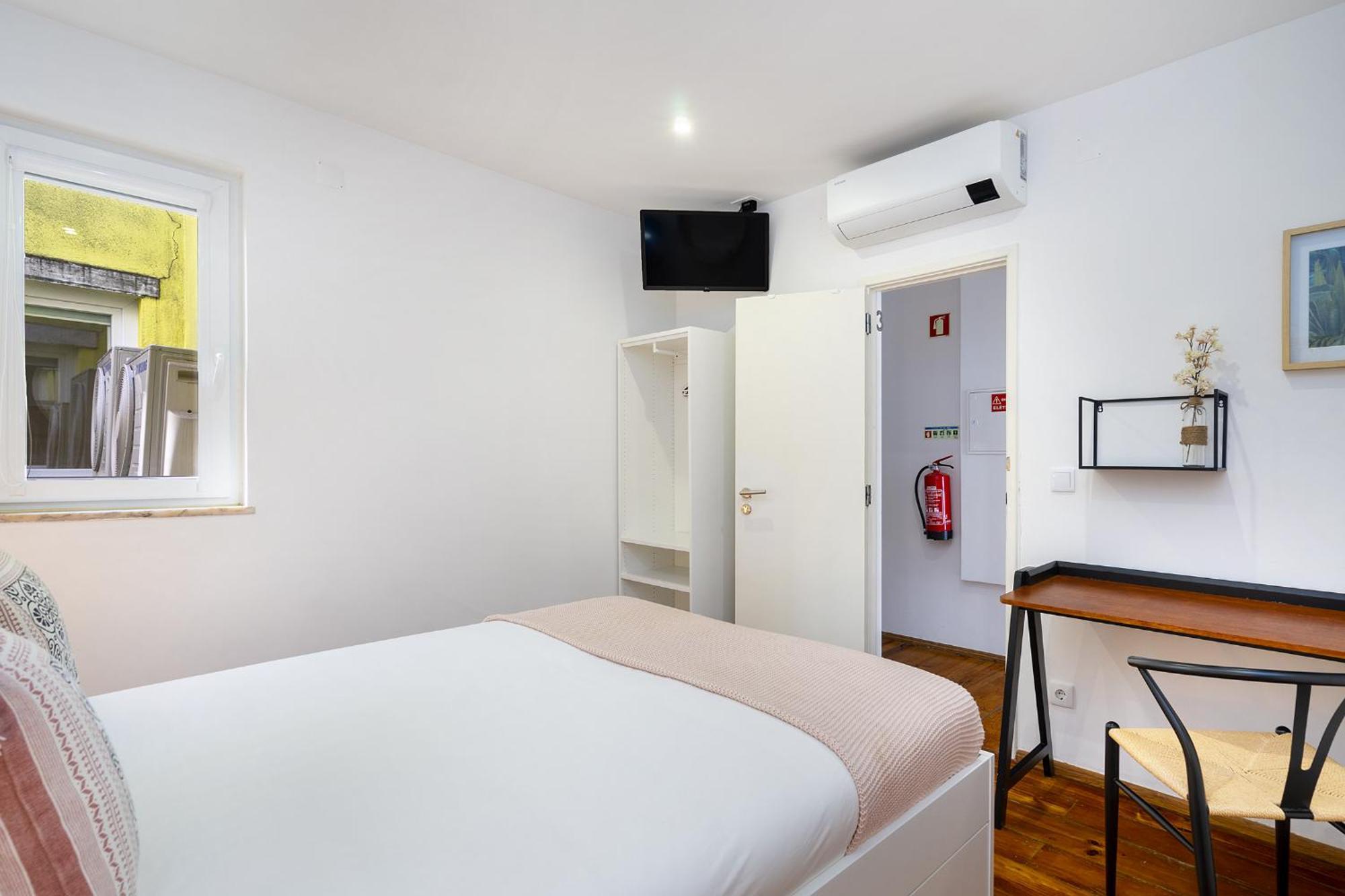 Whome Urban Tech Retreat, Modern Hubs For Remote Living Pensión