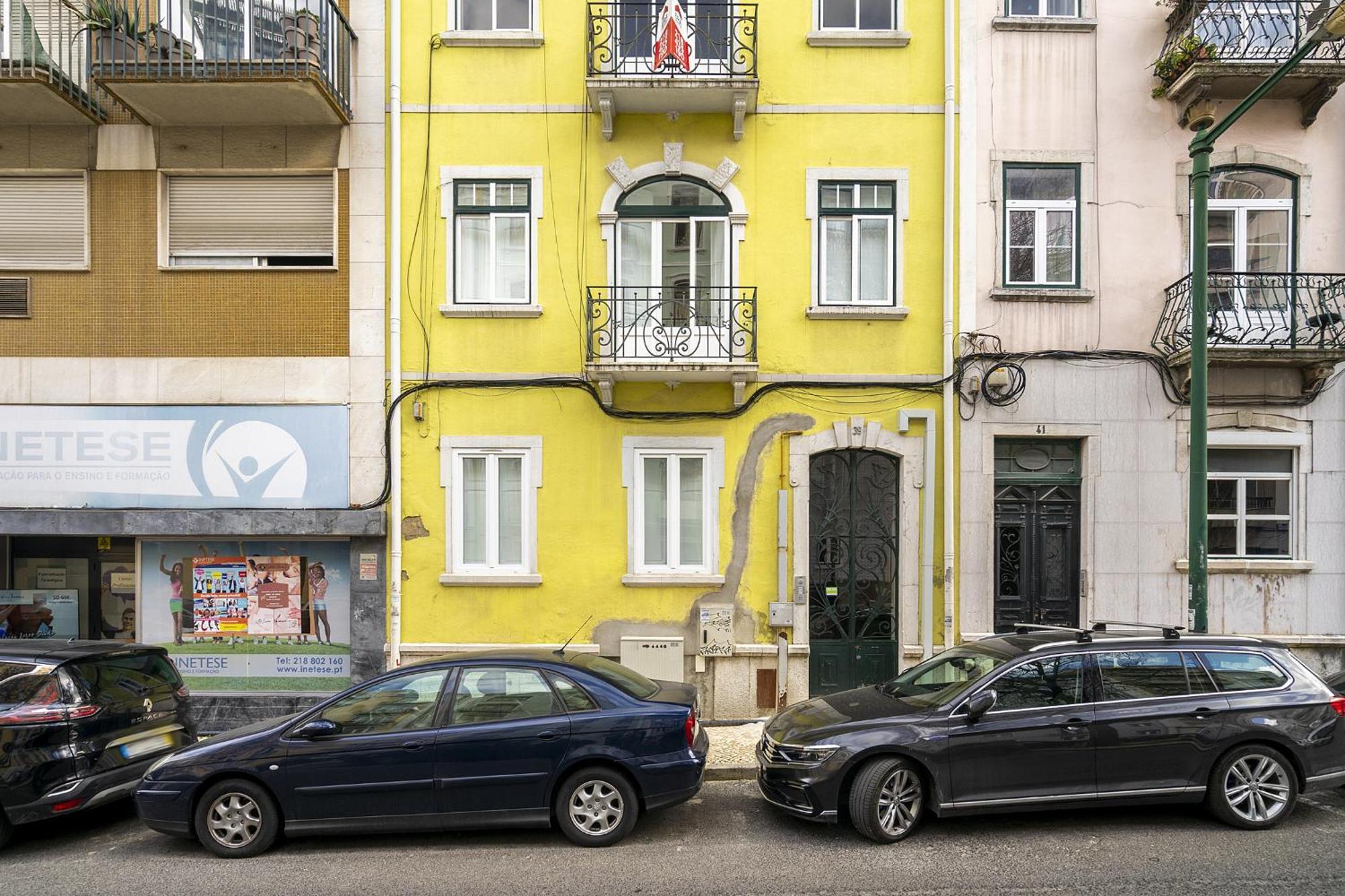 Pensión Whome Urban Tech Retreat, Modern Hubs For Remote Living Lisboa