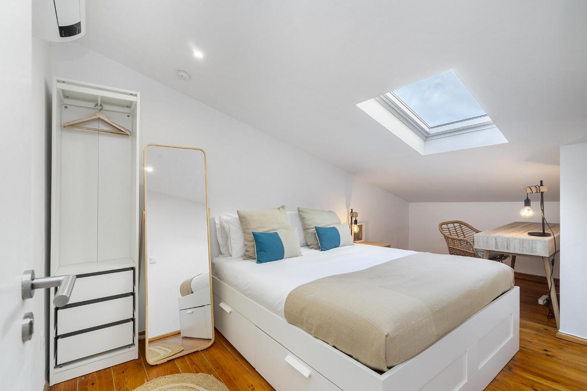 Whome Urban Tech Retreat, Modern Hubs For Remote Living Pensión *