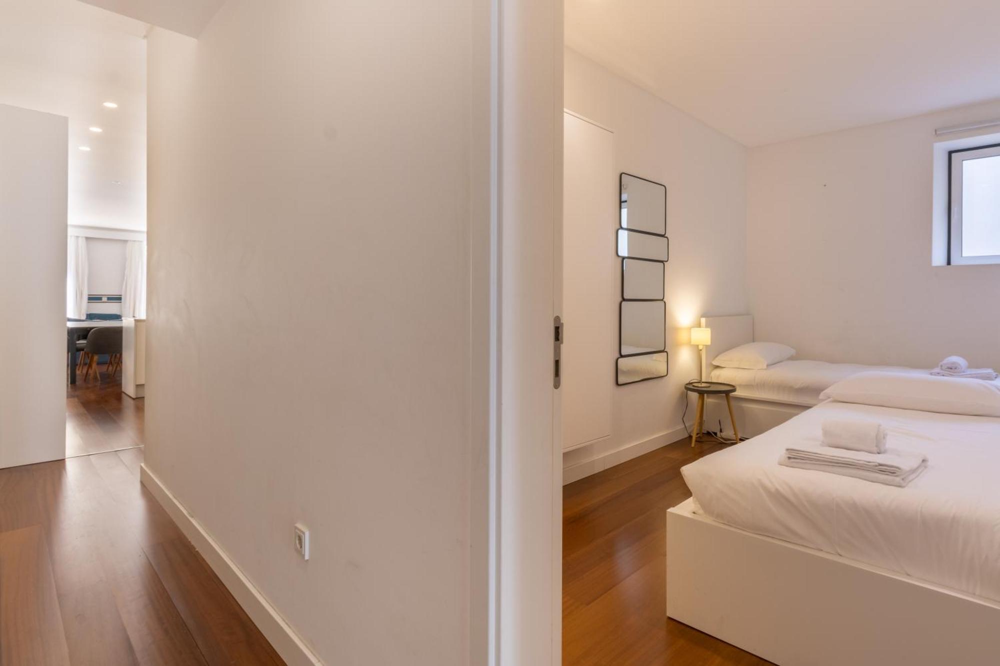 Modern 3br, Terrace, Ac/heating & Self Check-in Apartamento