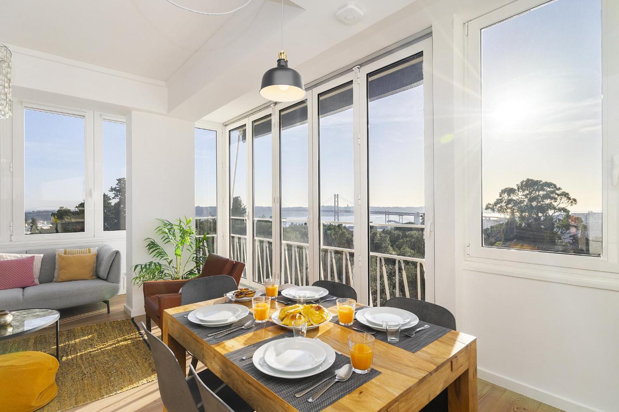 Whome | 270º Panoramic View Premium *