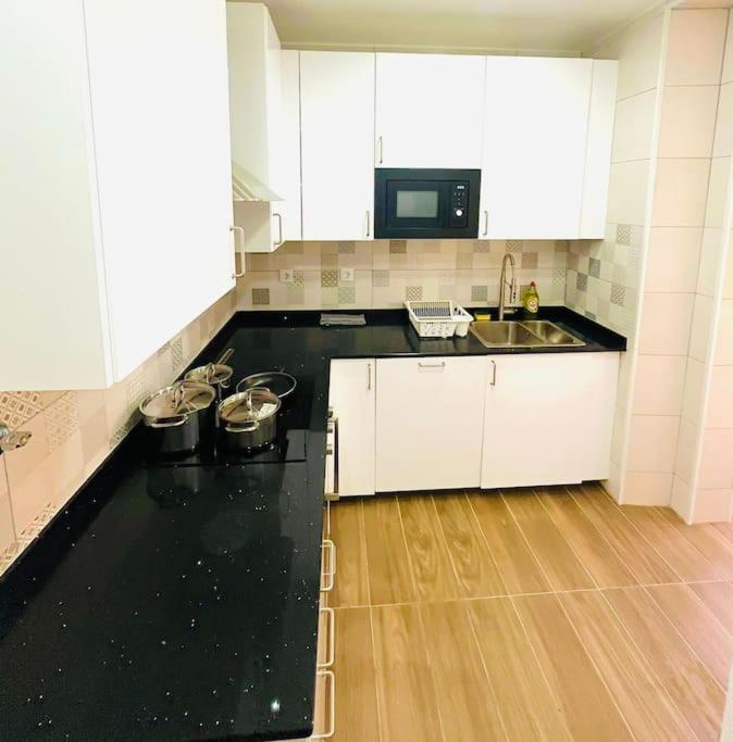 67 Amazing Family Flat In Great Location Center