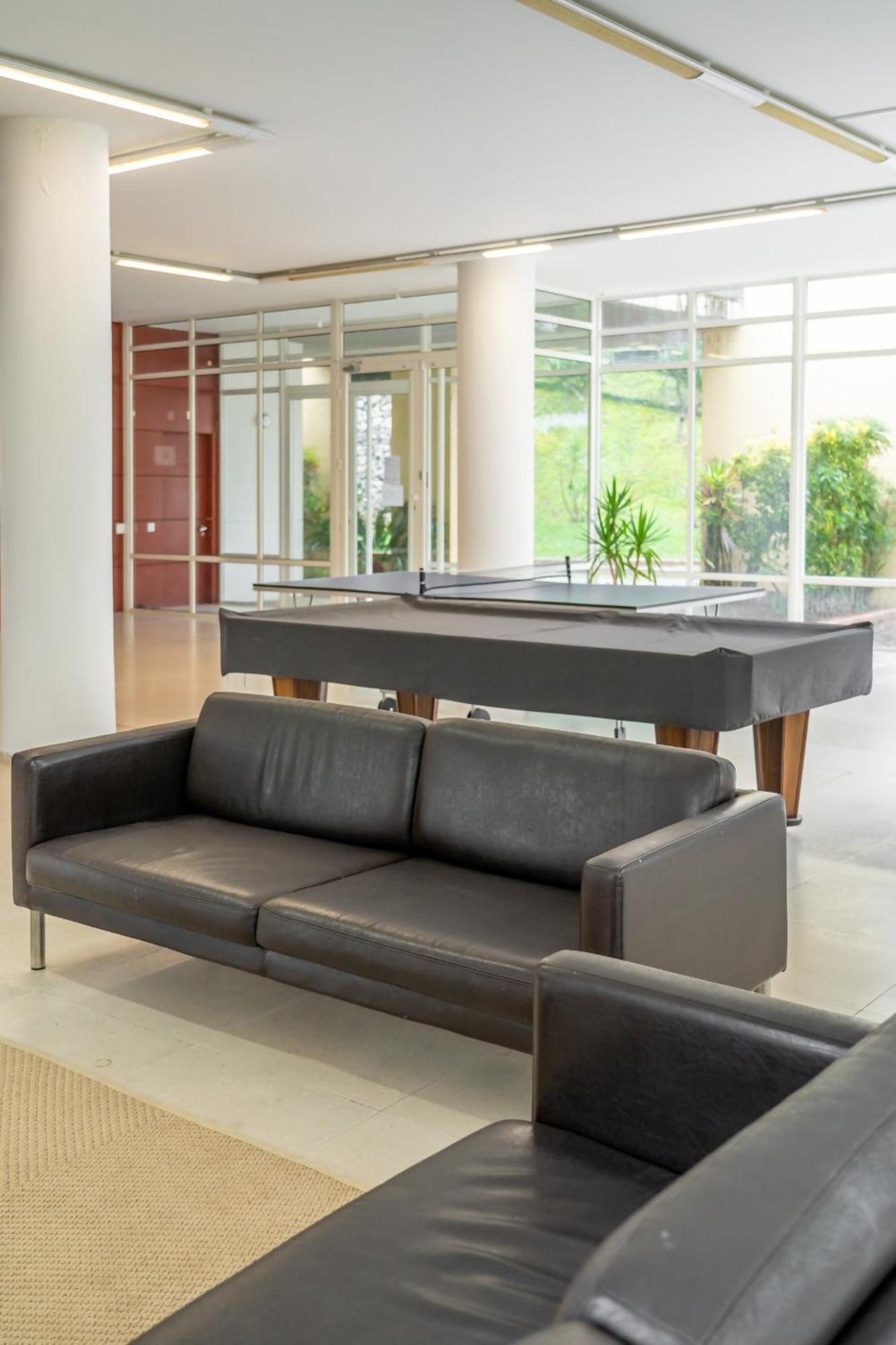 T3 Com Piscina Tenis Ginasio E Parq Infant Apartamento Lisboa