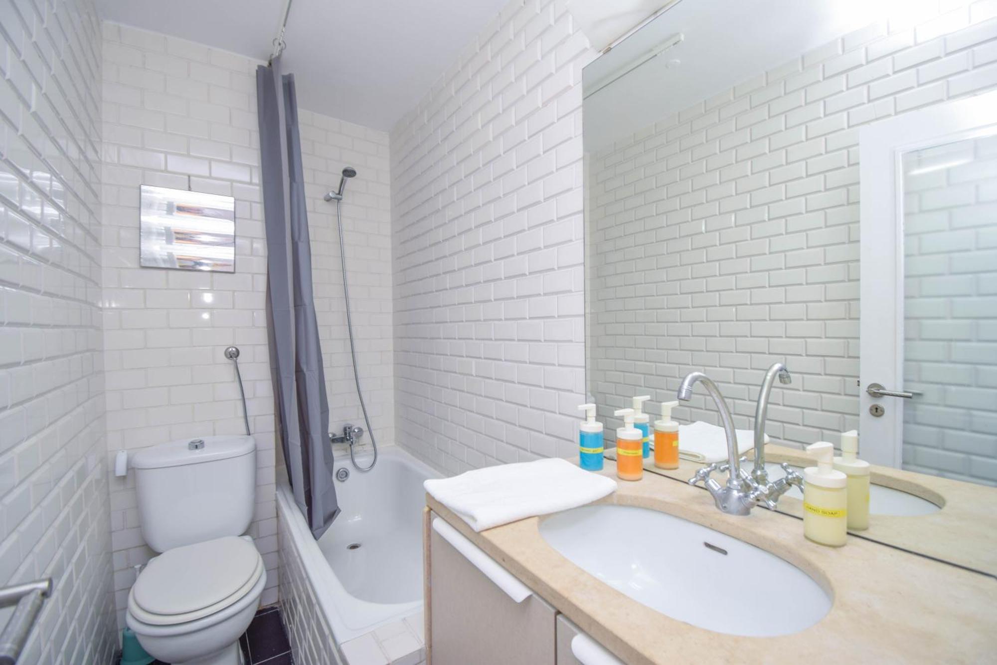 Apartamento Acolhedor De 1 Perto Da Baixa