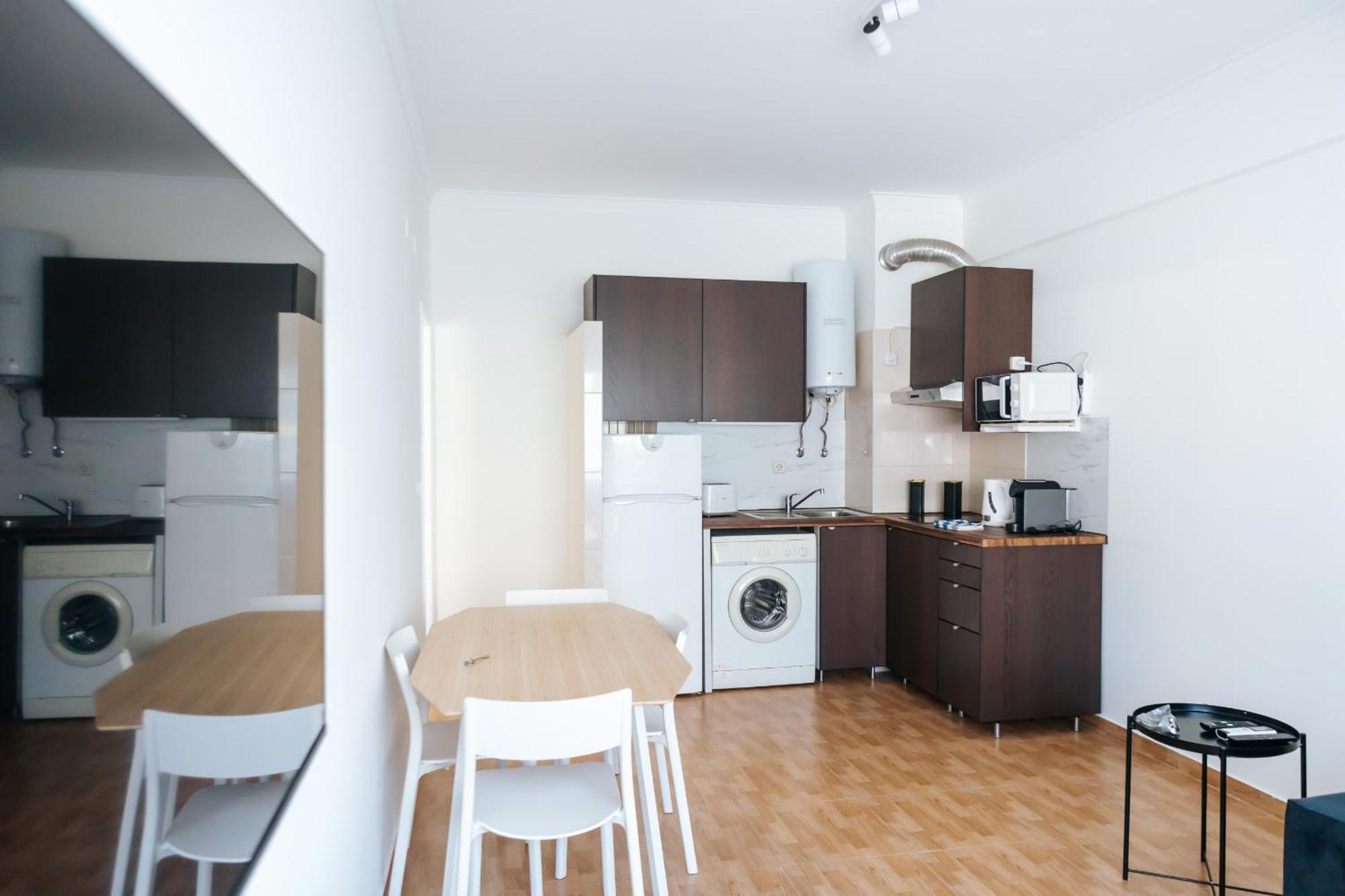 Apartment - Almirante Reis Ii