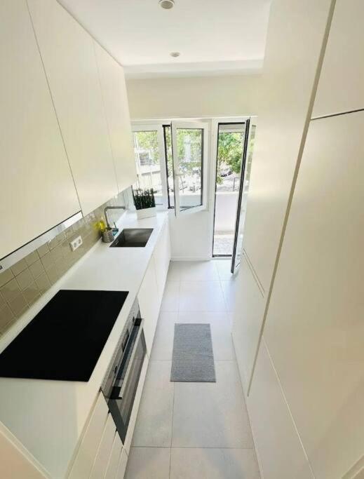 Crespo Flat Next To Avenida Liberdade Location