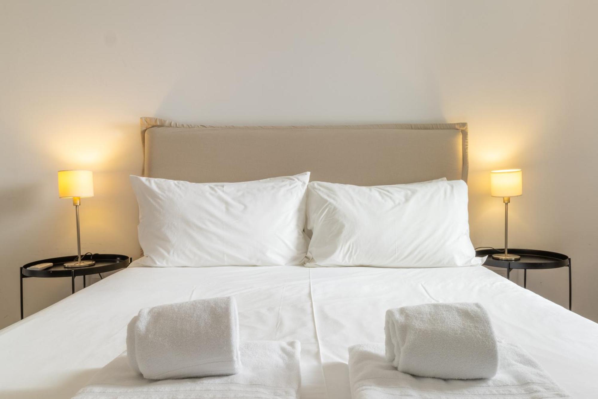 Modern 3br, Terrace, Ac/heating & Self Check-in Apartamento