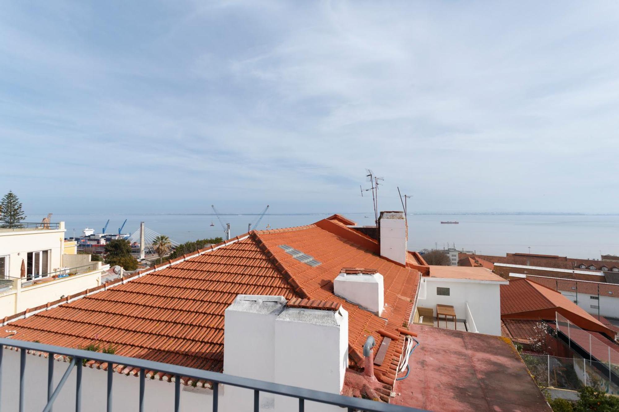 Barbadinhos In Historic Neighborhood Apartamento Lisboa