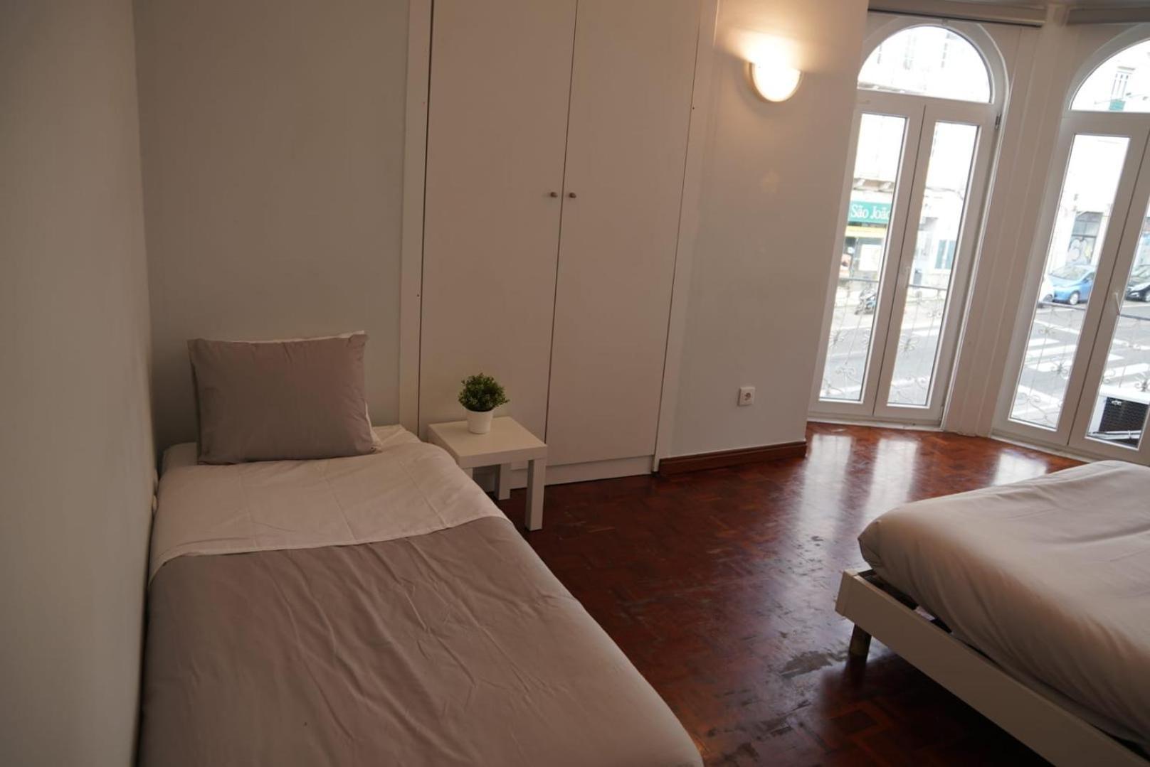 Habitación en casa particular Bisengototo Homestay Lisboa
