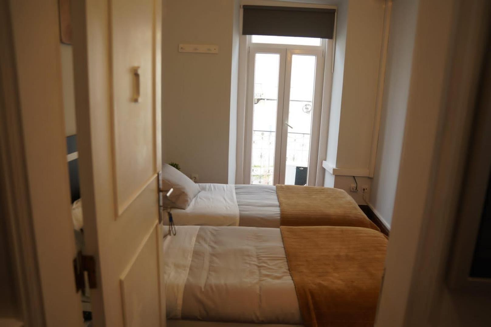 Habitación en casa particular Bisengototo Homestay Lisboa