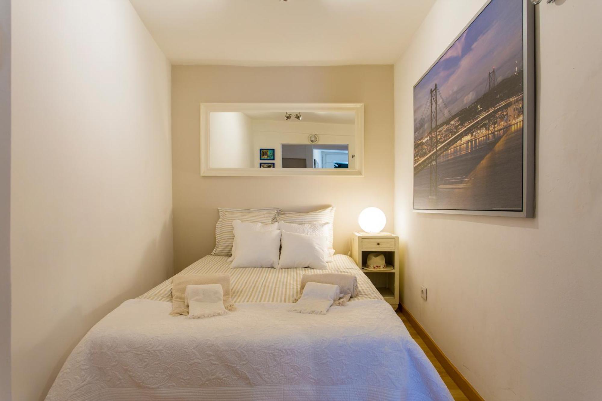 Cosy. 3 Guests Apartment Lisbon