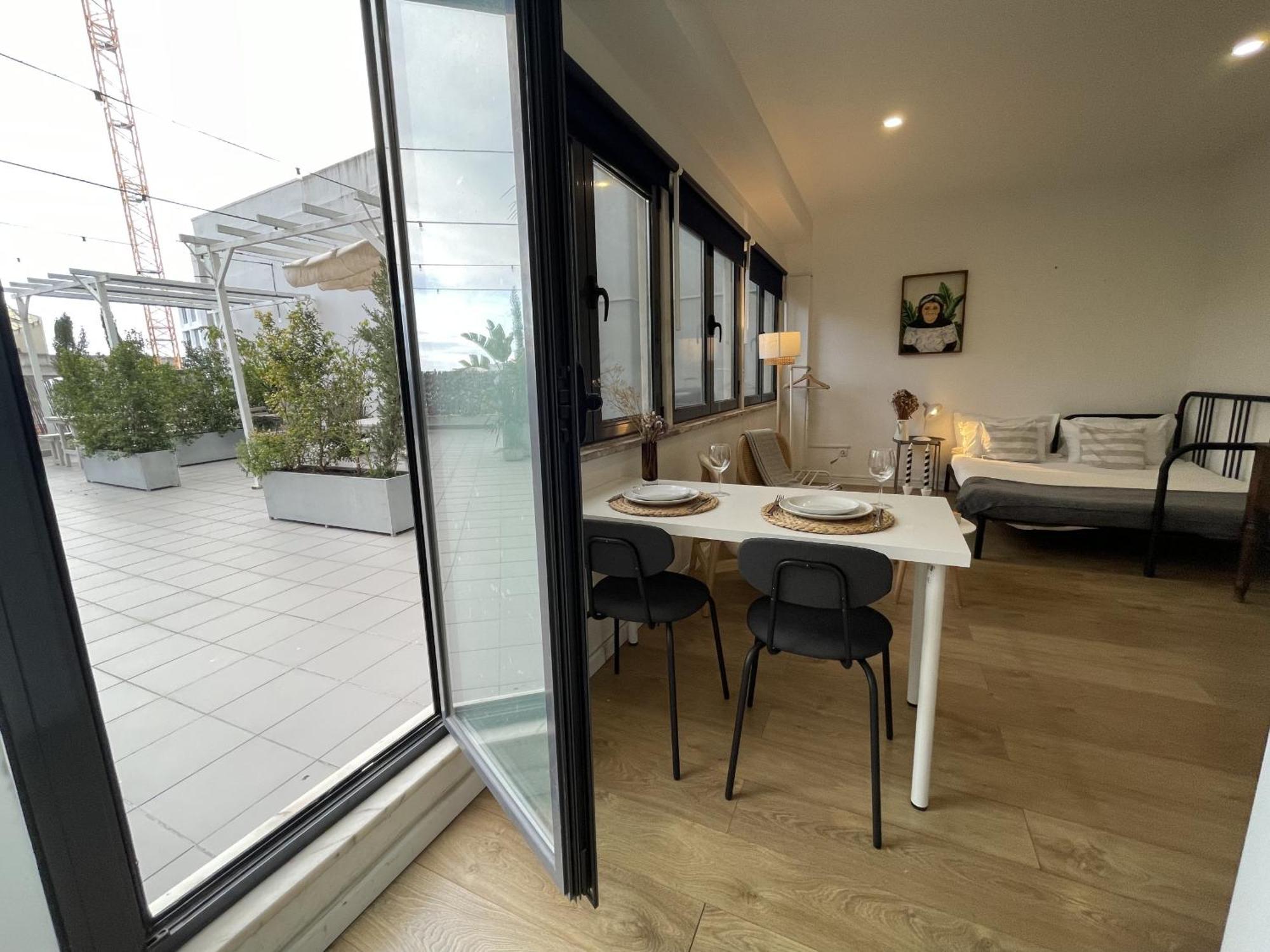 Sip & Savor On The Terrace - By Misha's Place 1c Apartment *