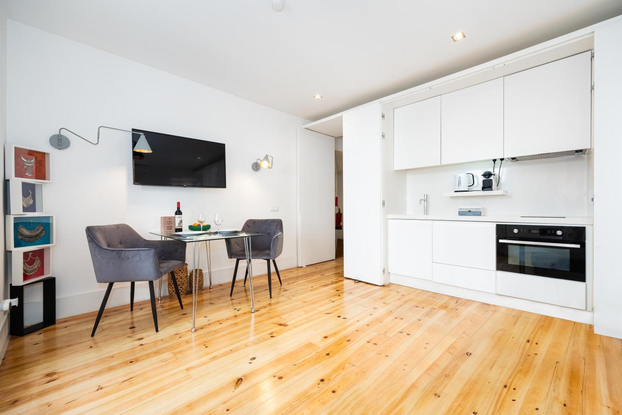 Apartment Boutique In The Heart Of ! Lemonn B