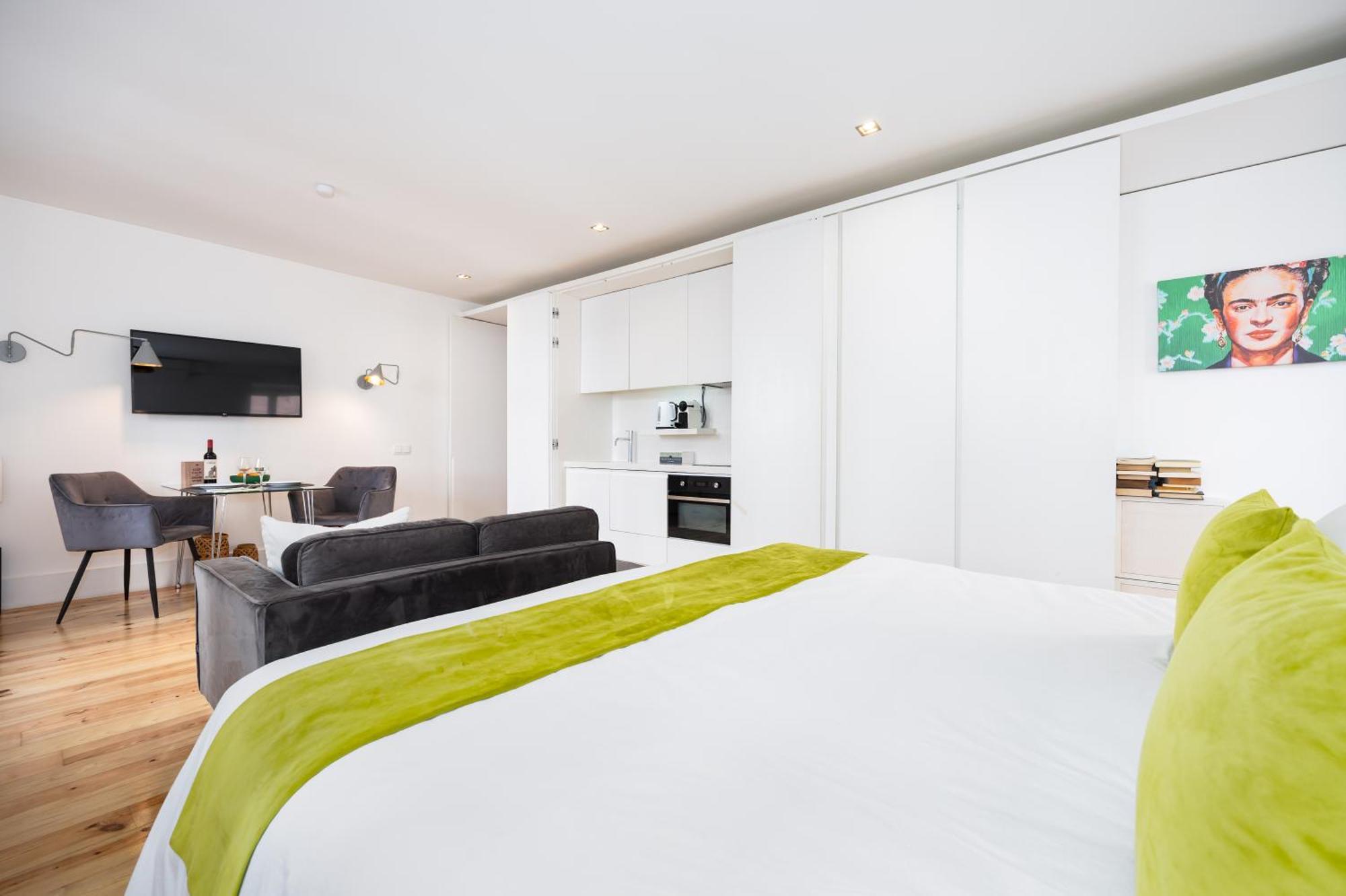 Boutique In The Heart Of ! Lemonn B Apartment