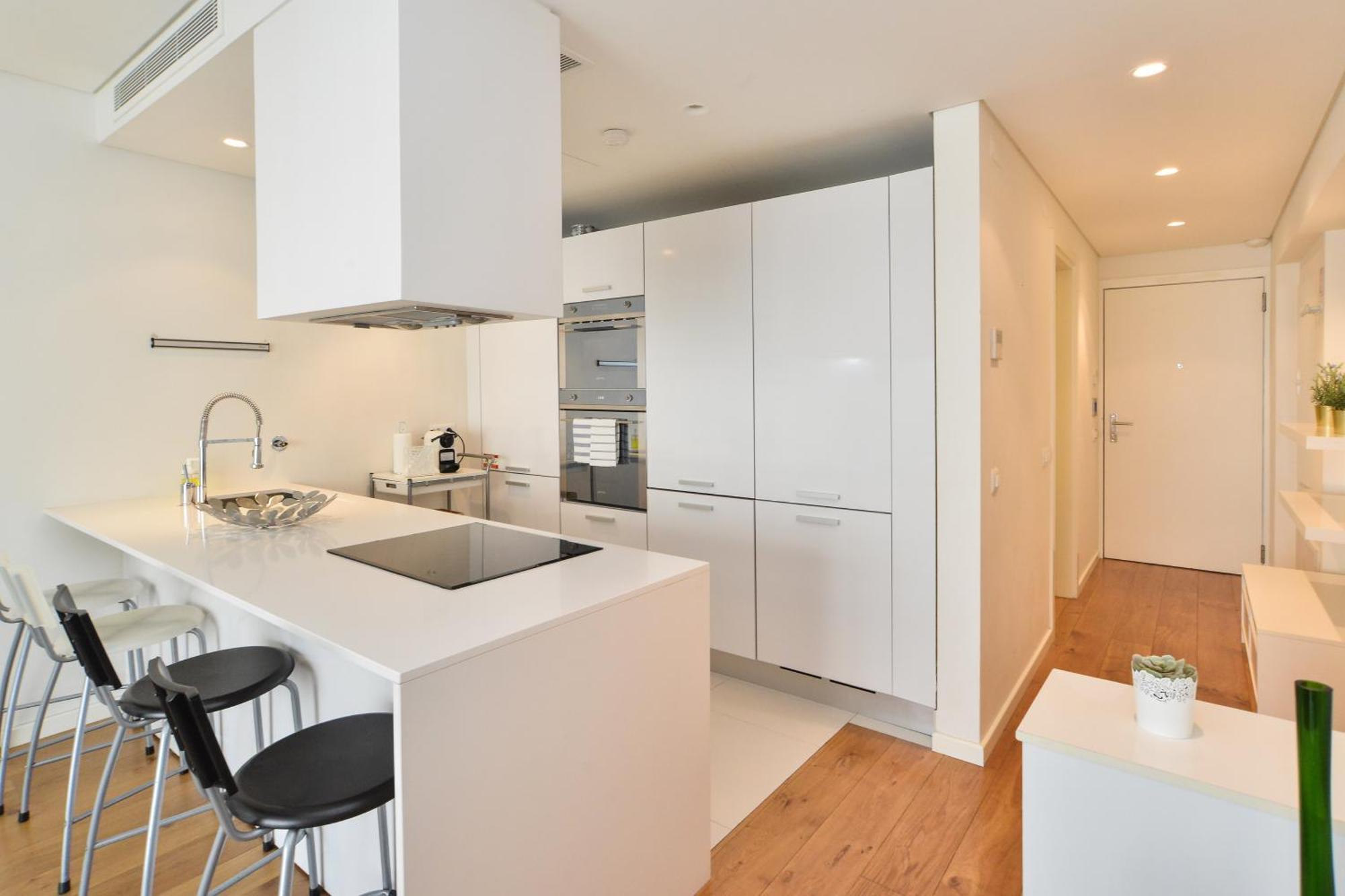 Sunny & Bright Amoreiras - Checkinhome Apartamento