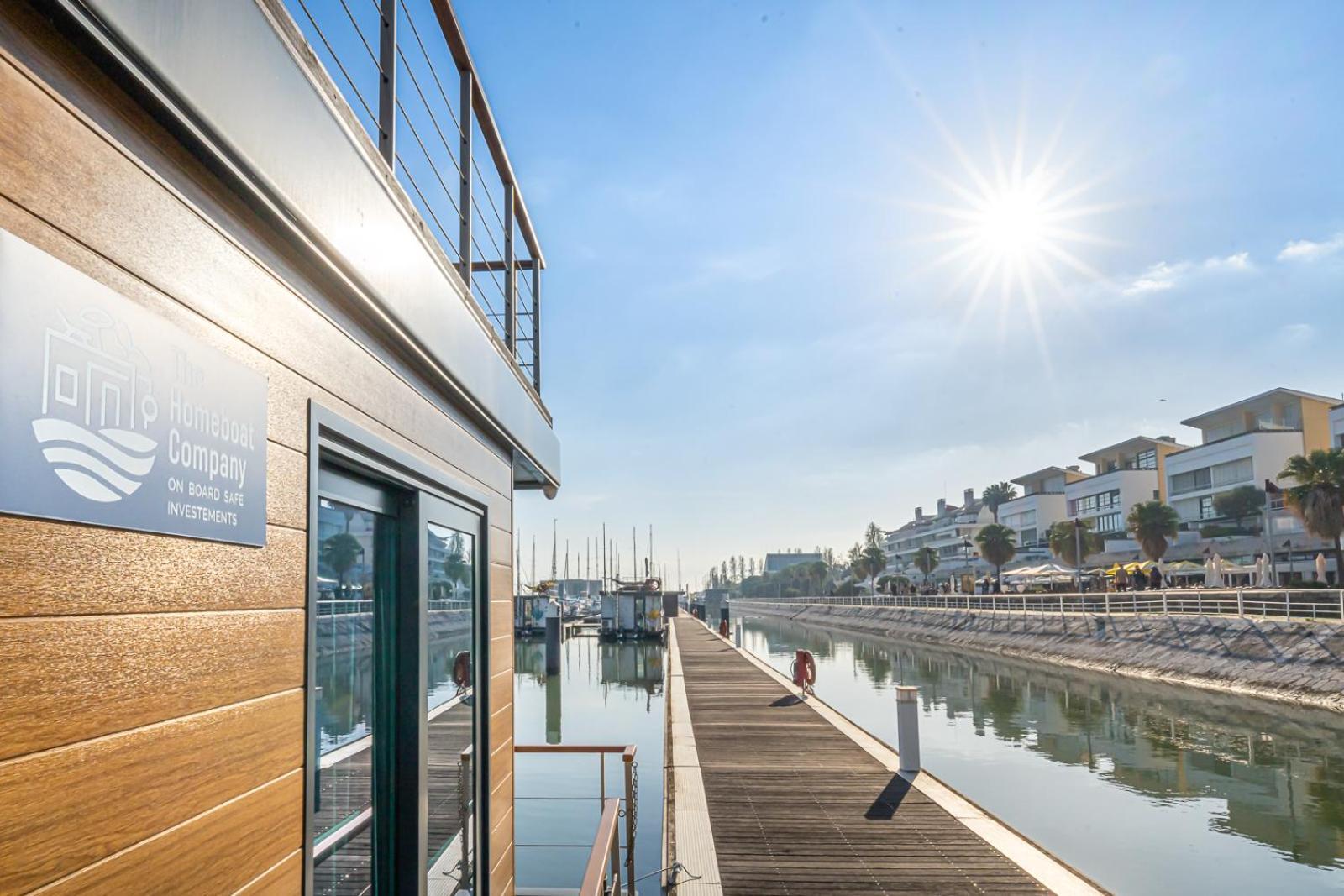 Hotel en barco The Homeboat Company Parque Nacoes-lisboa *