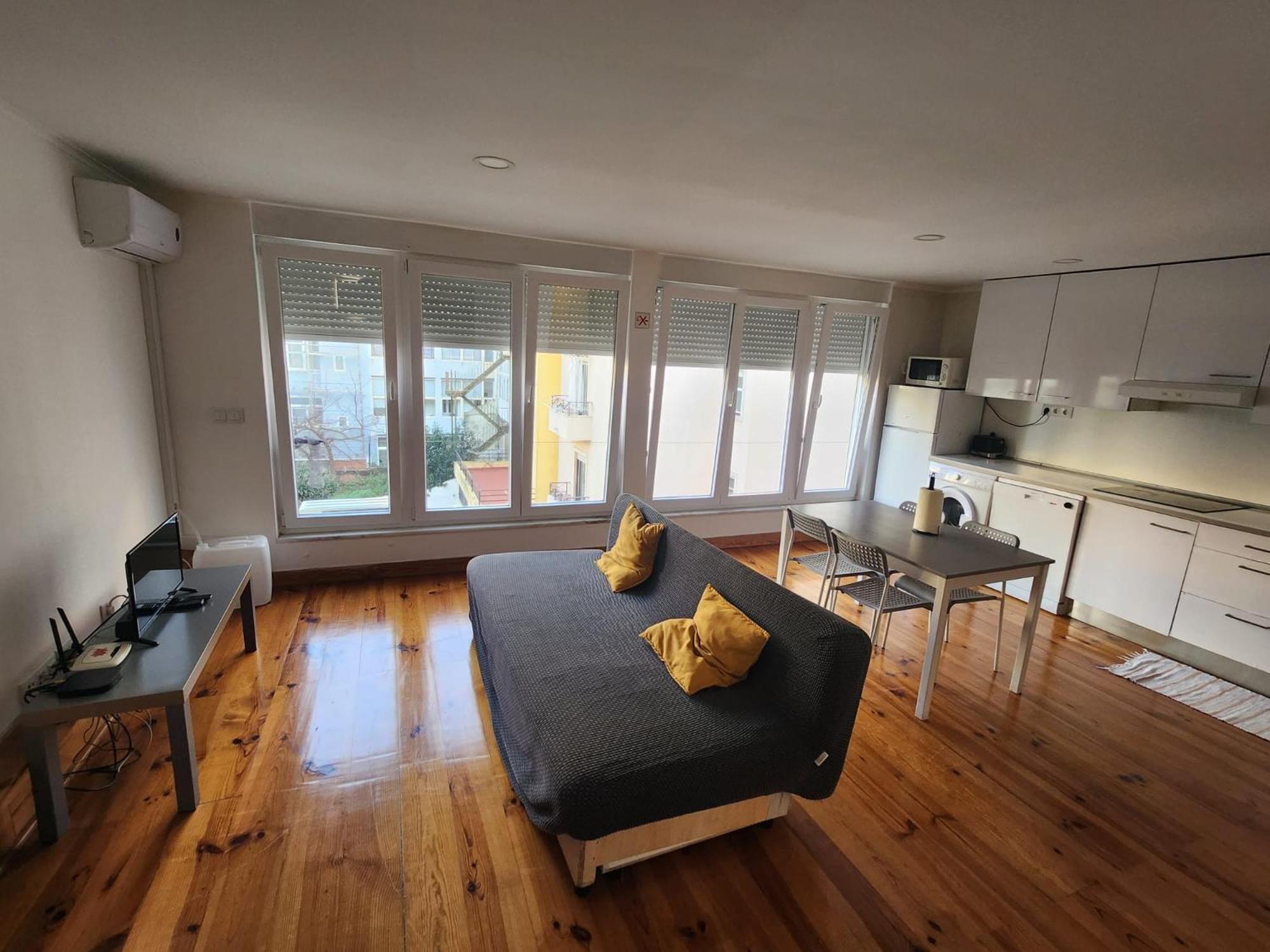 Daora Cost Apartment Lisbon