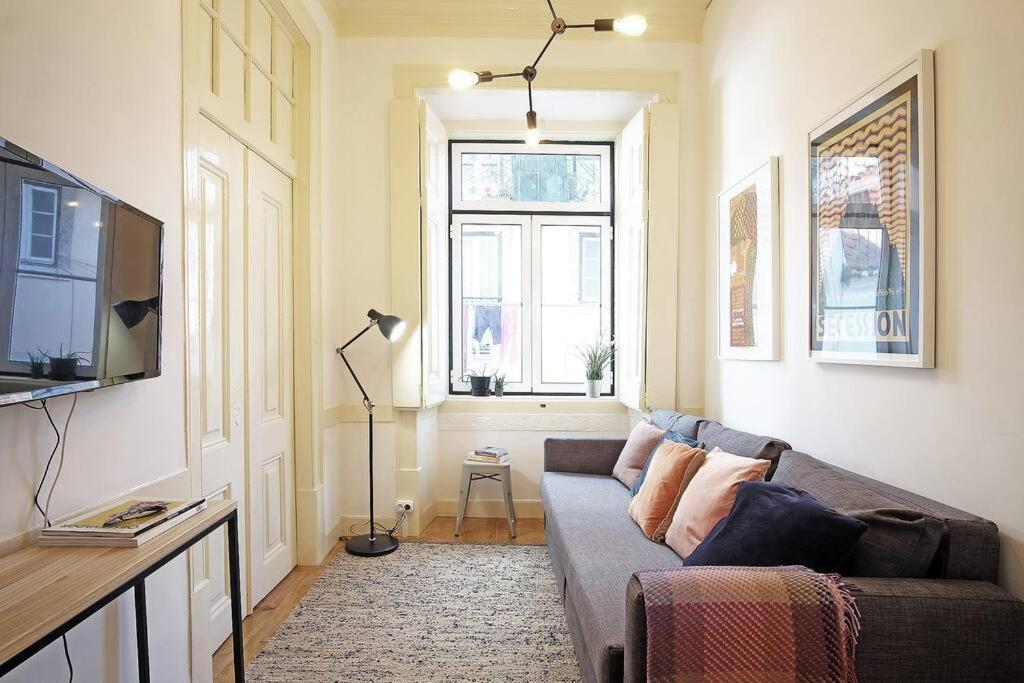 Bh2 Charm In Bohemian Bairro Alto * 4bdr * Old Style Apartamento Lisboa