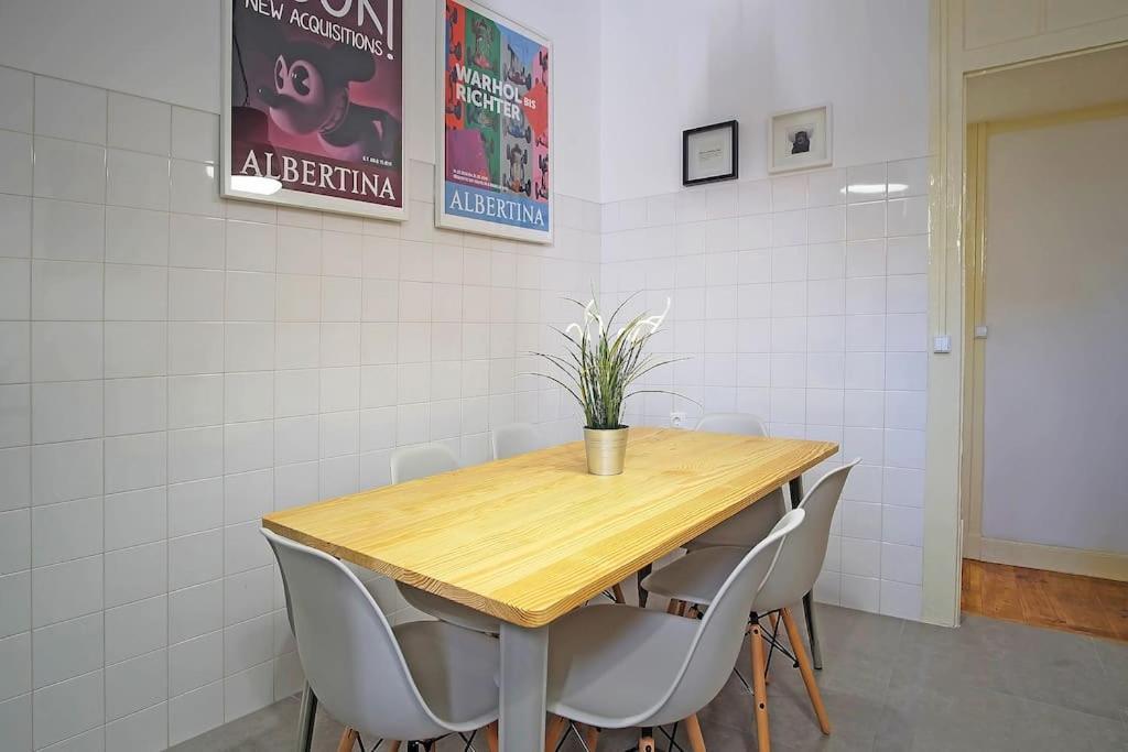 Bh2 Charm In Bohemian Bairro Alto * 4bdr * Old Style
