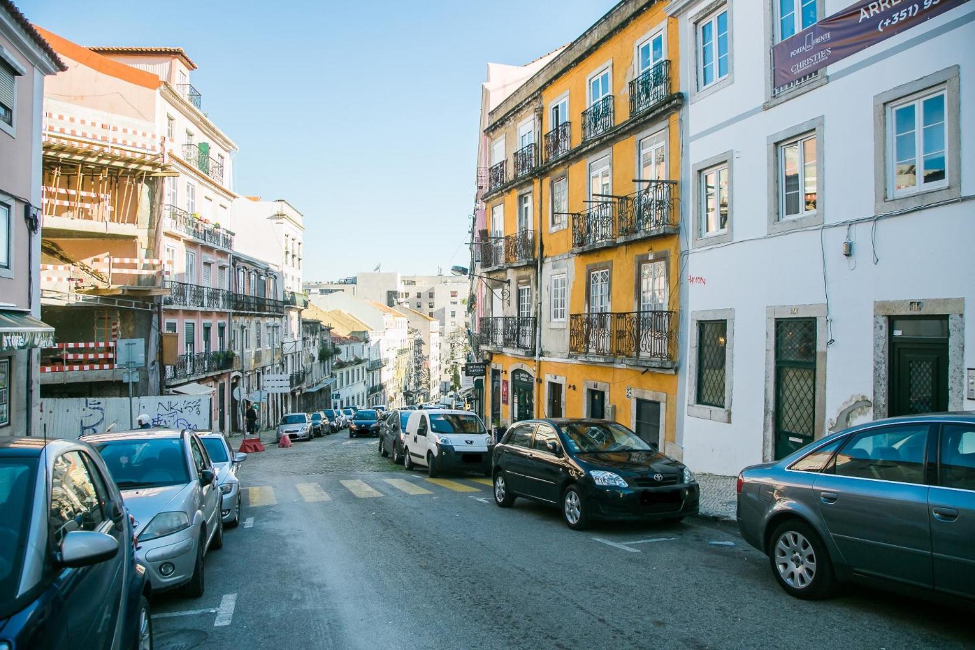 Apartment Acolhedor Com Vista Castelo De Sao Jorge - Ttl308