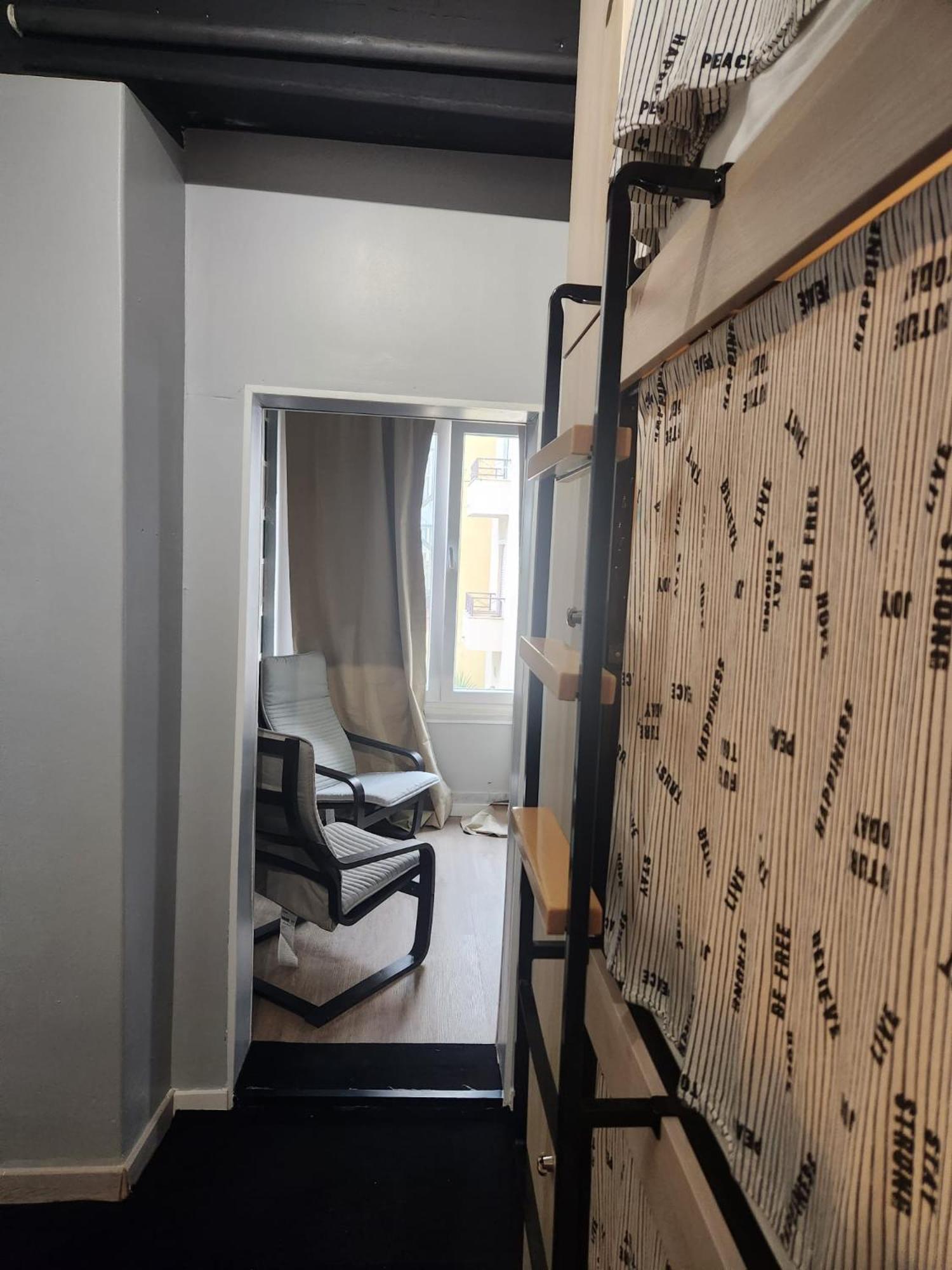 Daora Cost Apartment Lisbon