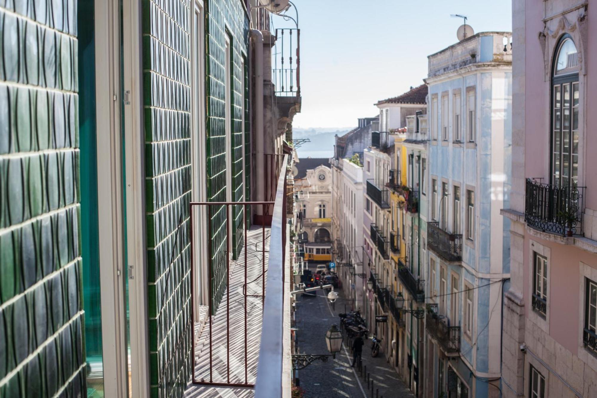 Flh Bairro Alto Balcony With River View *