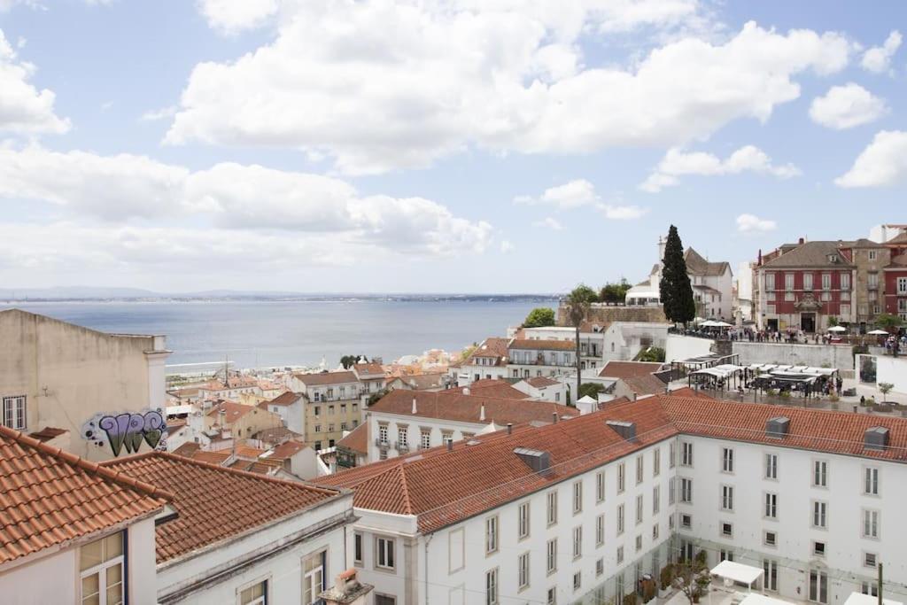 Apartment 'sao Vicente Iii'- Eco-studio, French Balcony&view *