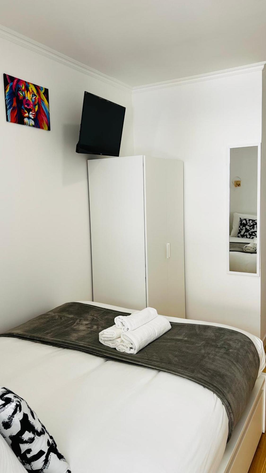 Luciano Cordeiro Homestay Lisbon