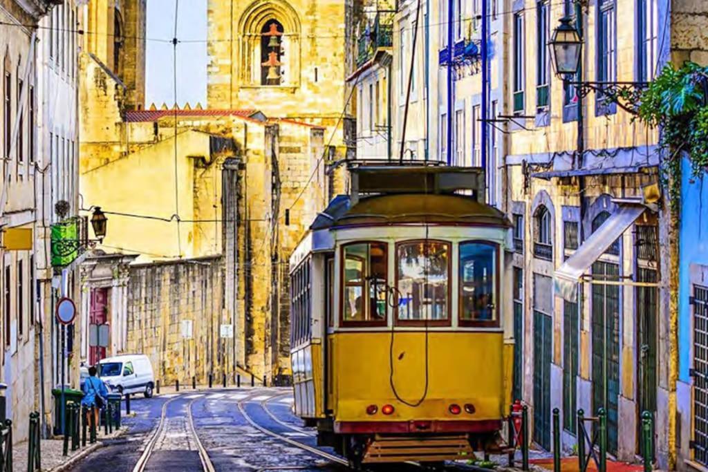 Apartamento Alfama 52 Unique Apt With Pituresque Balcony Lisboa