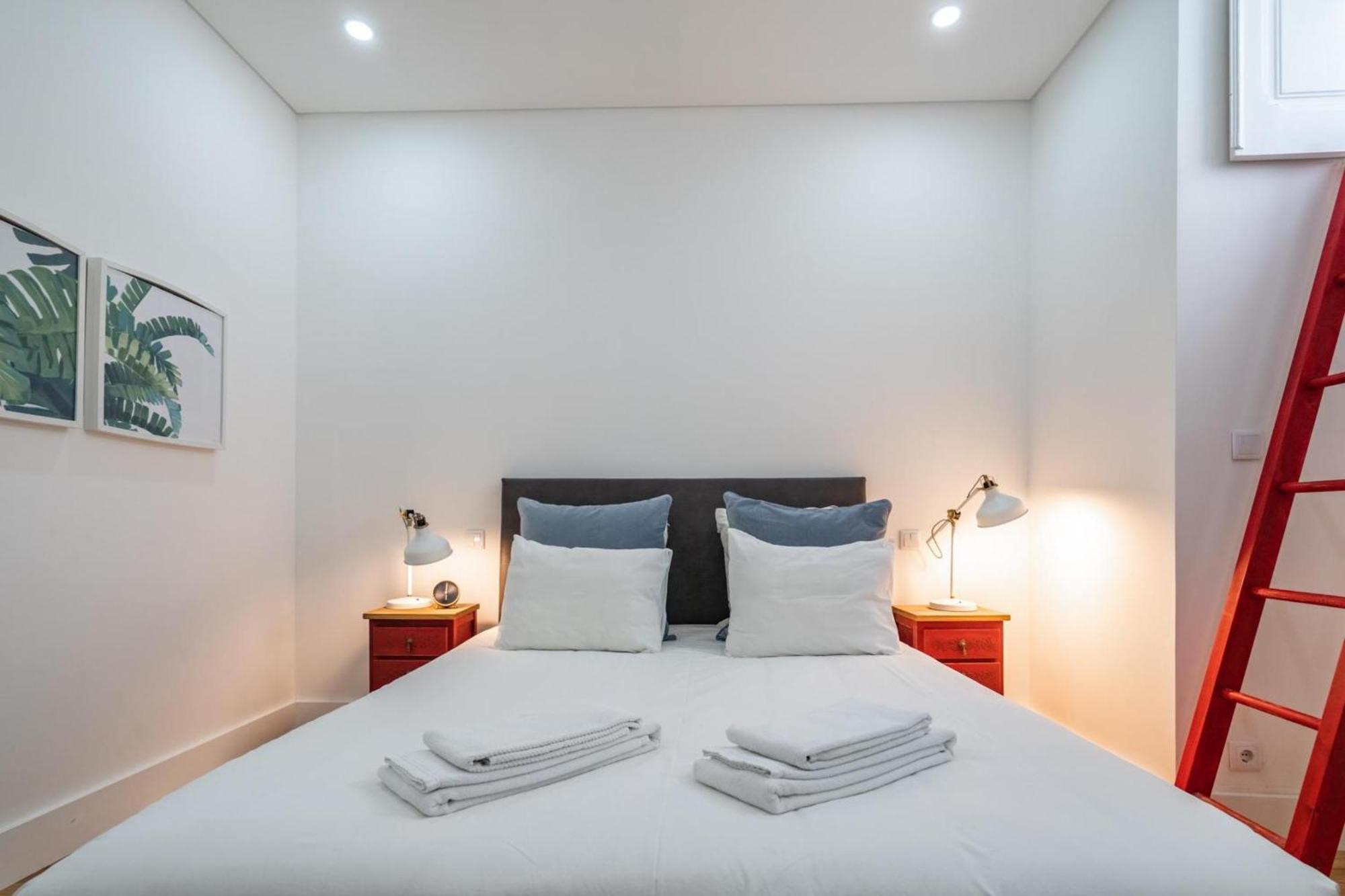 Akicity Anjos Luminescent Apartment Lisbon