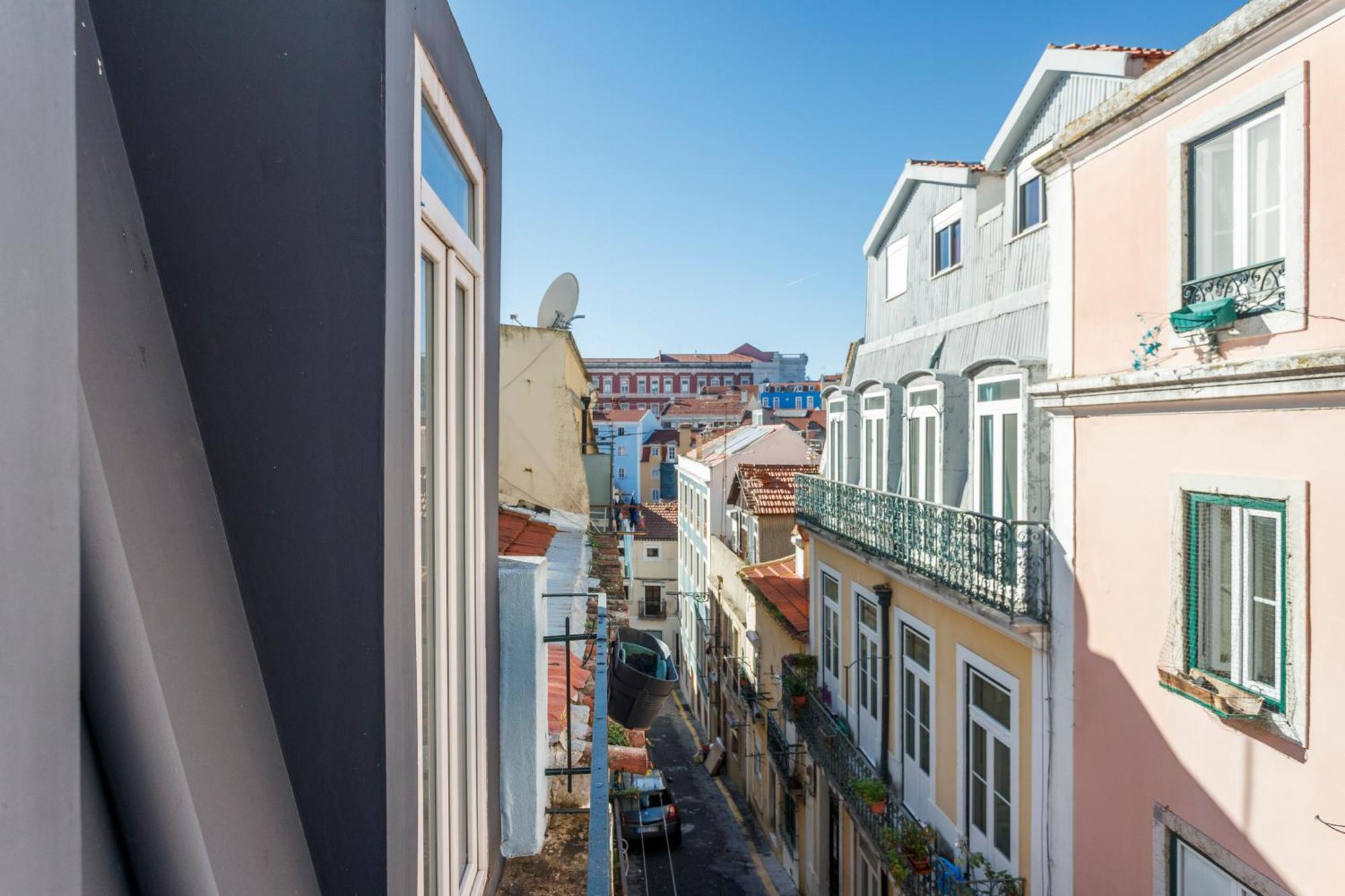 16 2 - Balcony Apartamento