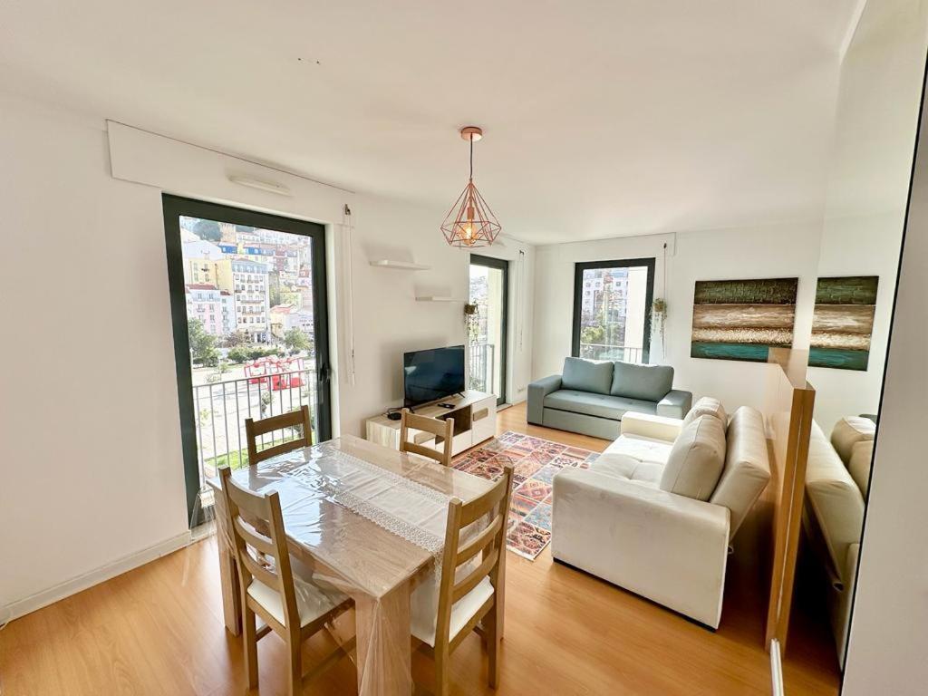 Apartamento 2 Quartos Vista Do Castelo De Sao Jorge *
