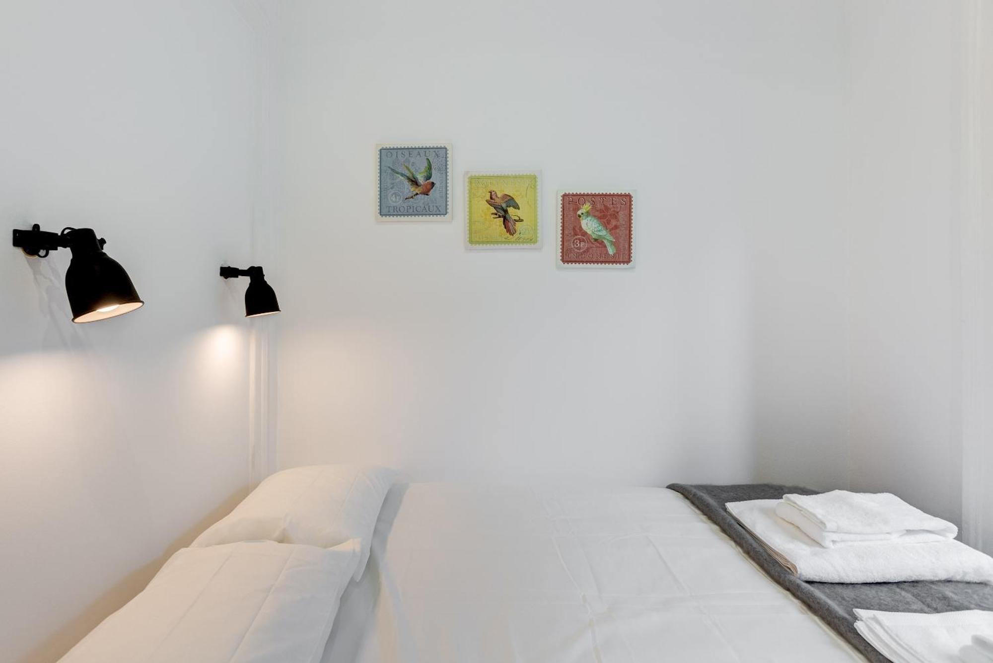 Historical Gem In Baixa Apartamento *