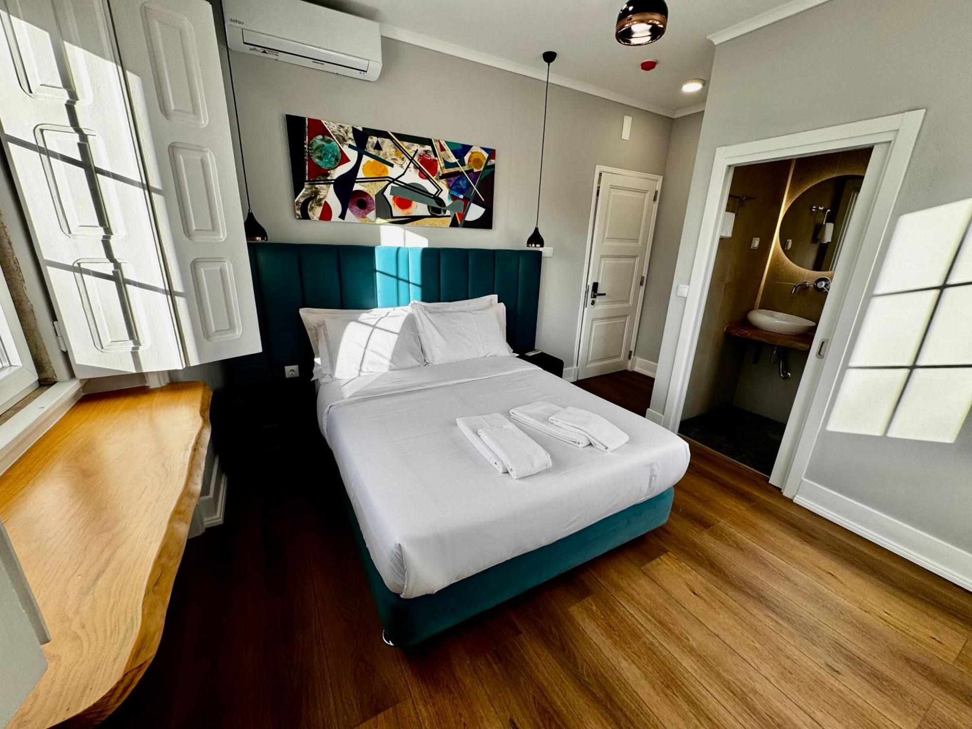 Bed and breakfast Relax And Explore And *