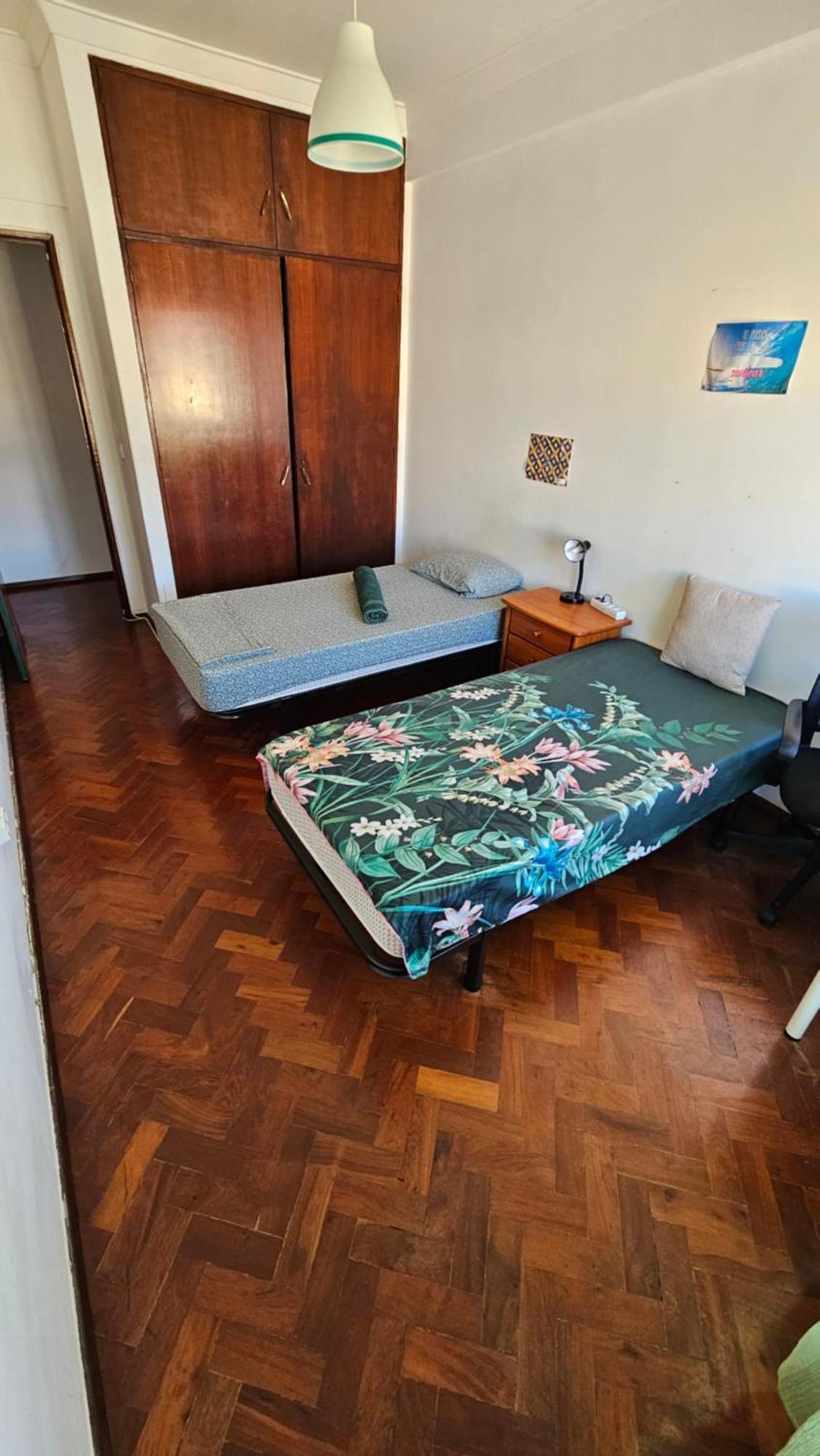 Single Or Double With Balcony Close To Alameda Metro! Lisboa