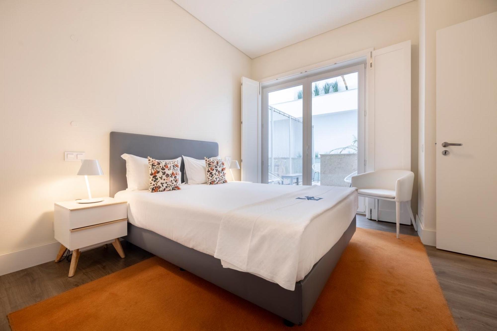 Chiado Mercy |