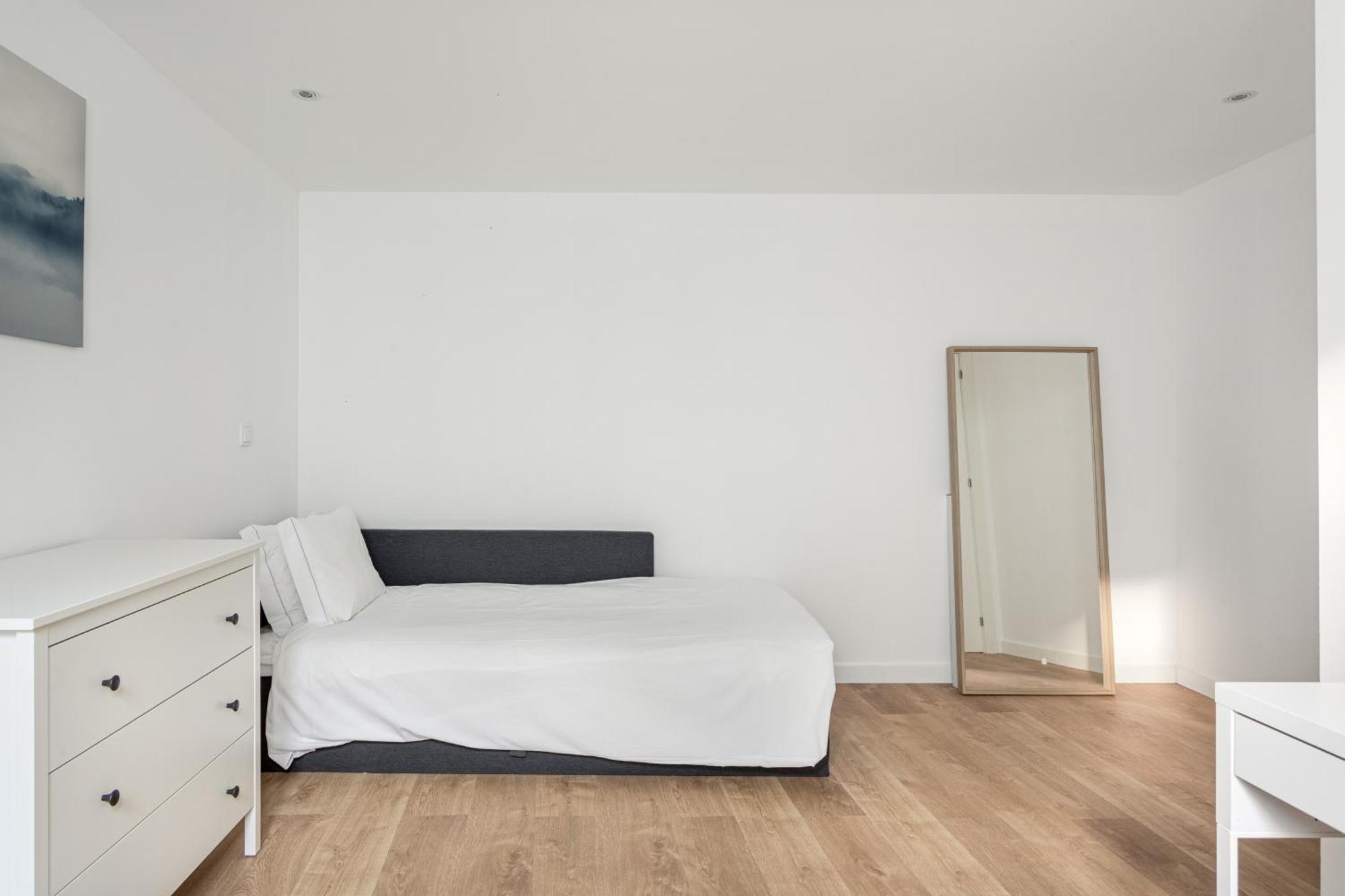 Joivy Minimalistic W Patio In Principe Real Apartamento *