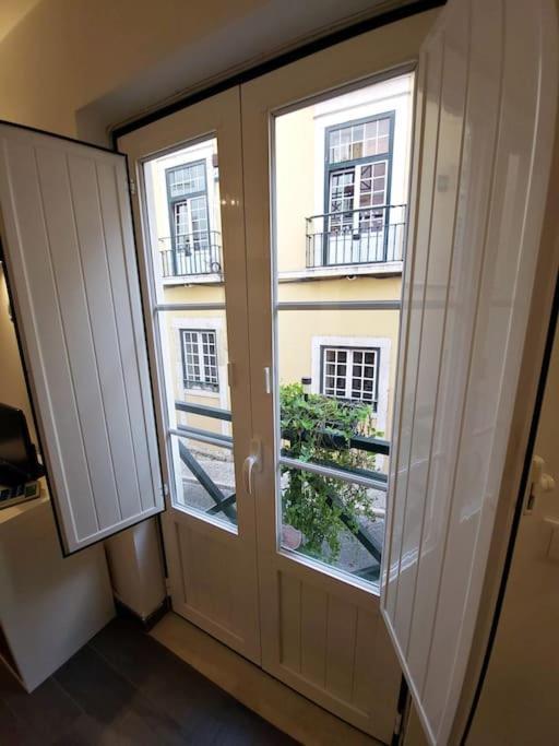 Apartment Of The Panteao, 1st Floor *