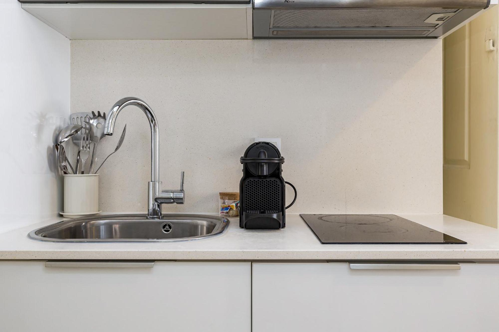 Metropolitan Living - Janelas Verdes Apartamento